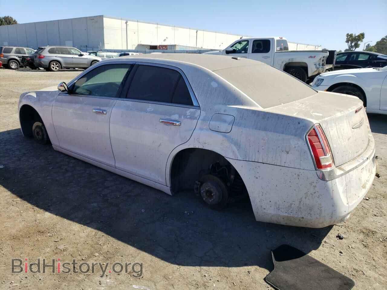 2013 CHRYSLER 300 - VIN: 2C3CCAET0DH661546 - Photo 2