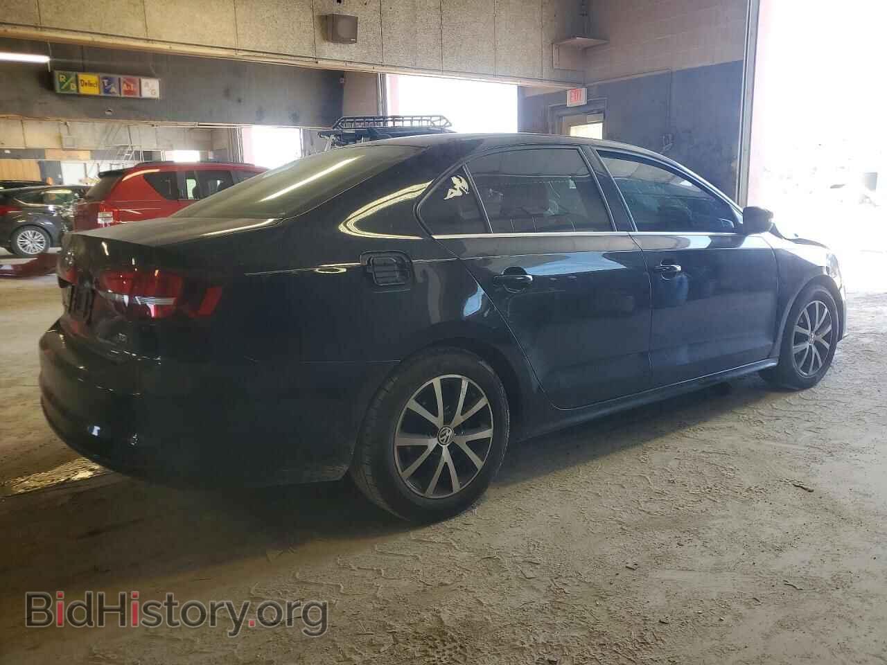 2017 VOLKSWAGEN JETTA - VIN: 3VWDB7AJXHM372799 - Фото 3