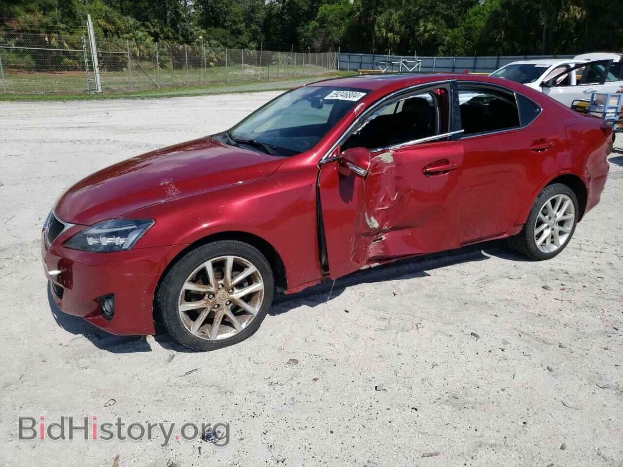 Photo JTHCF5C23C5055621 - LEXUS IS 2012