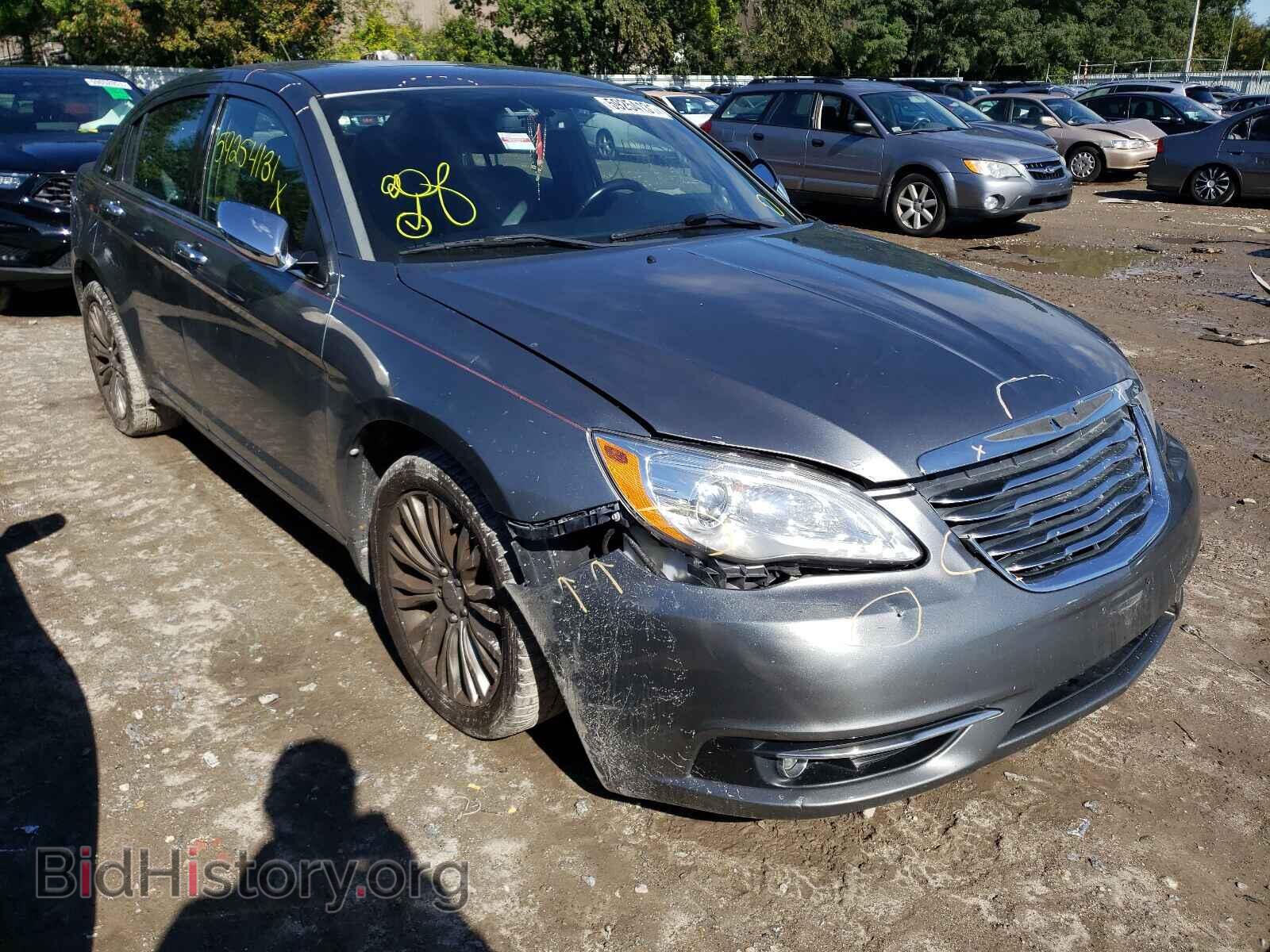 Photo 1C3BC2FB4BN581954 - CHRYSLER 200 2011