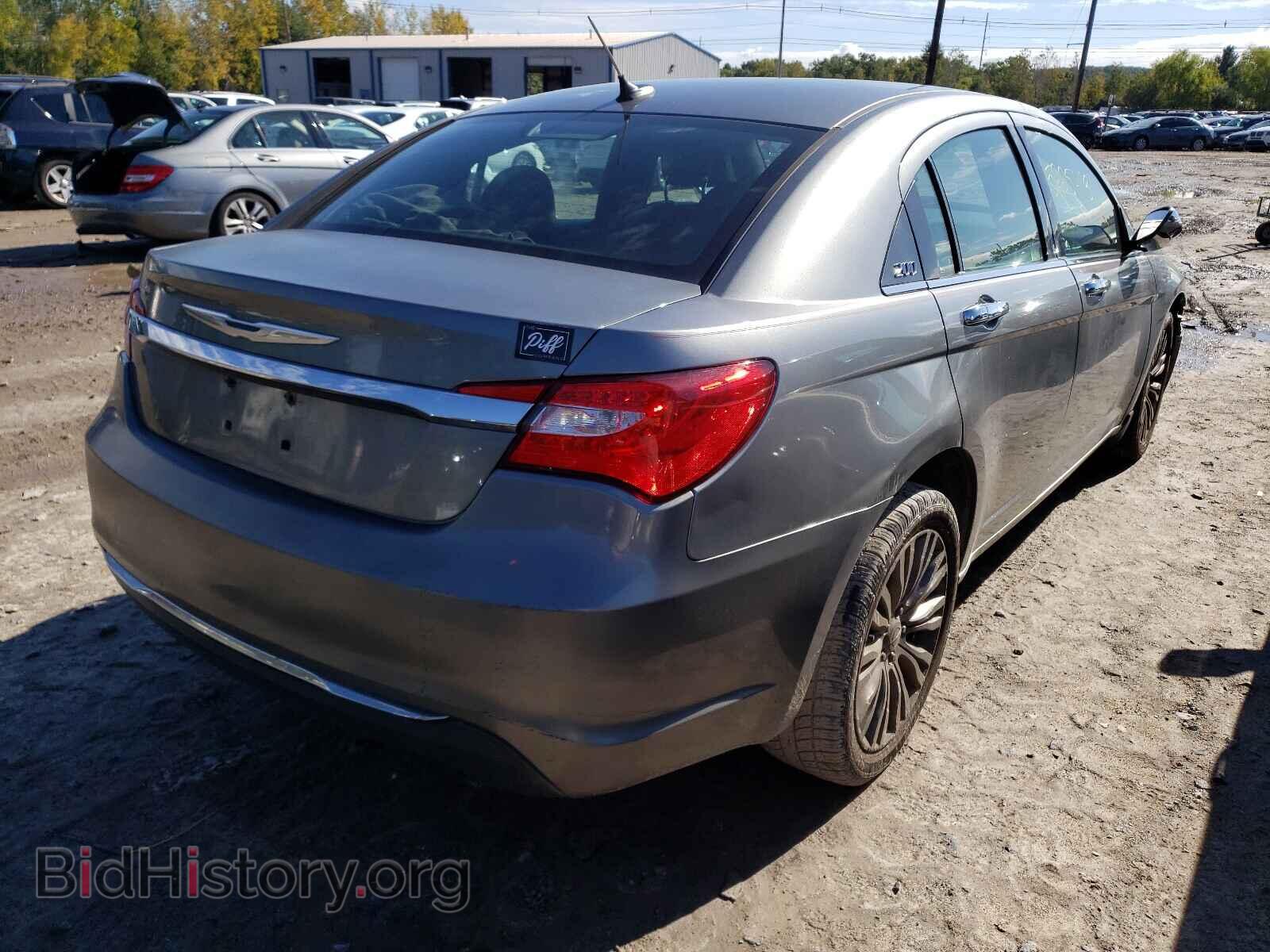 2011 CHRYSLER 200 - VIN: 1C3BC2FB4BN581954 - Photo 4