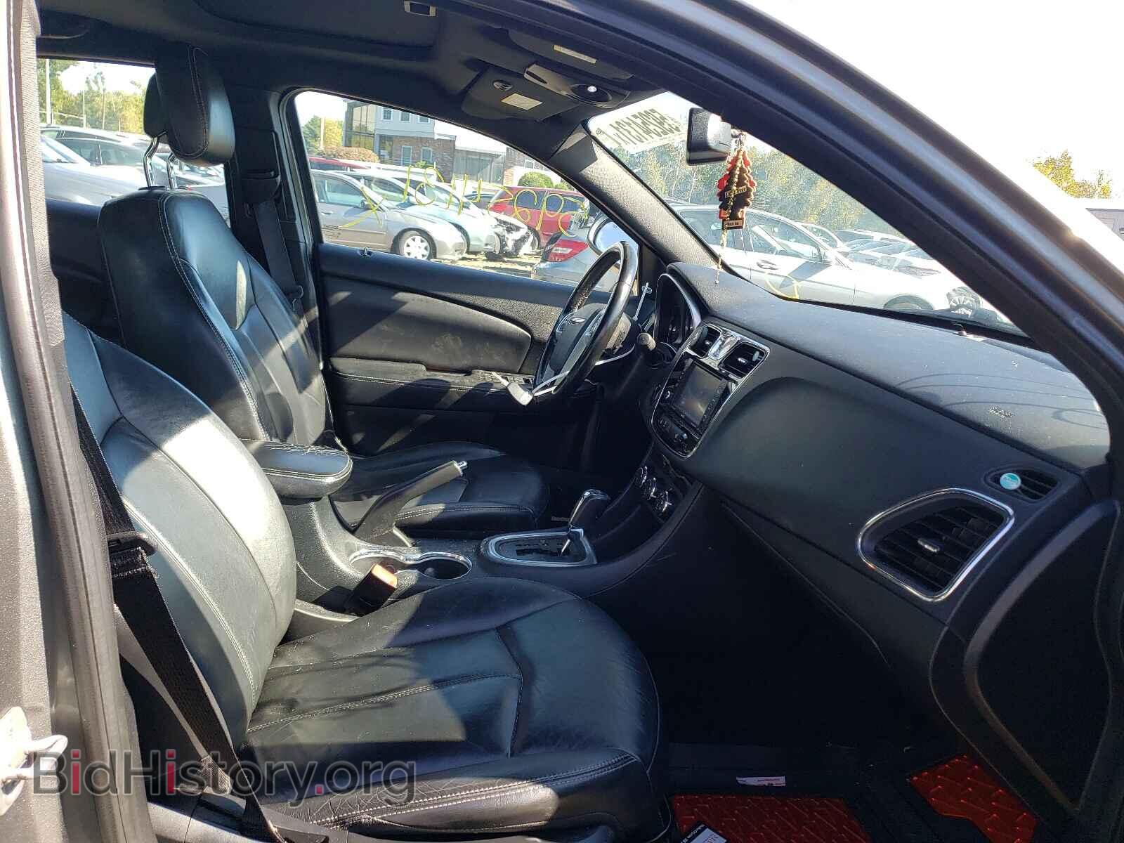 2011 CHRYSLER 200 - VIN: 1C3BC2FB4BN581954 - Photo 5