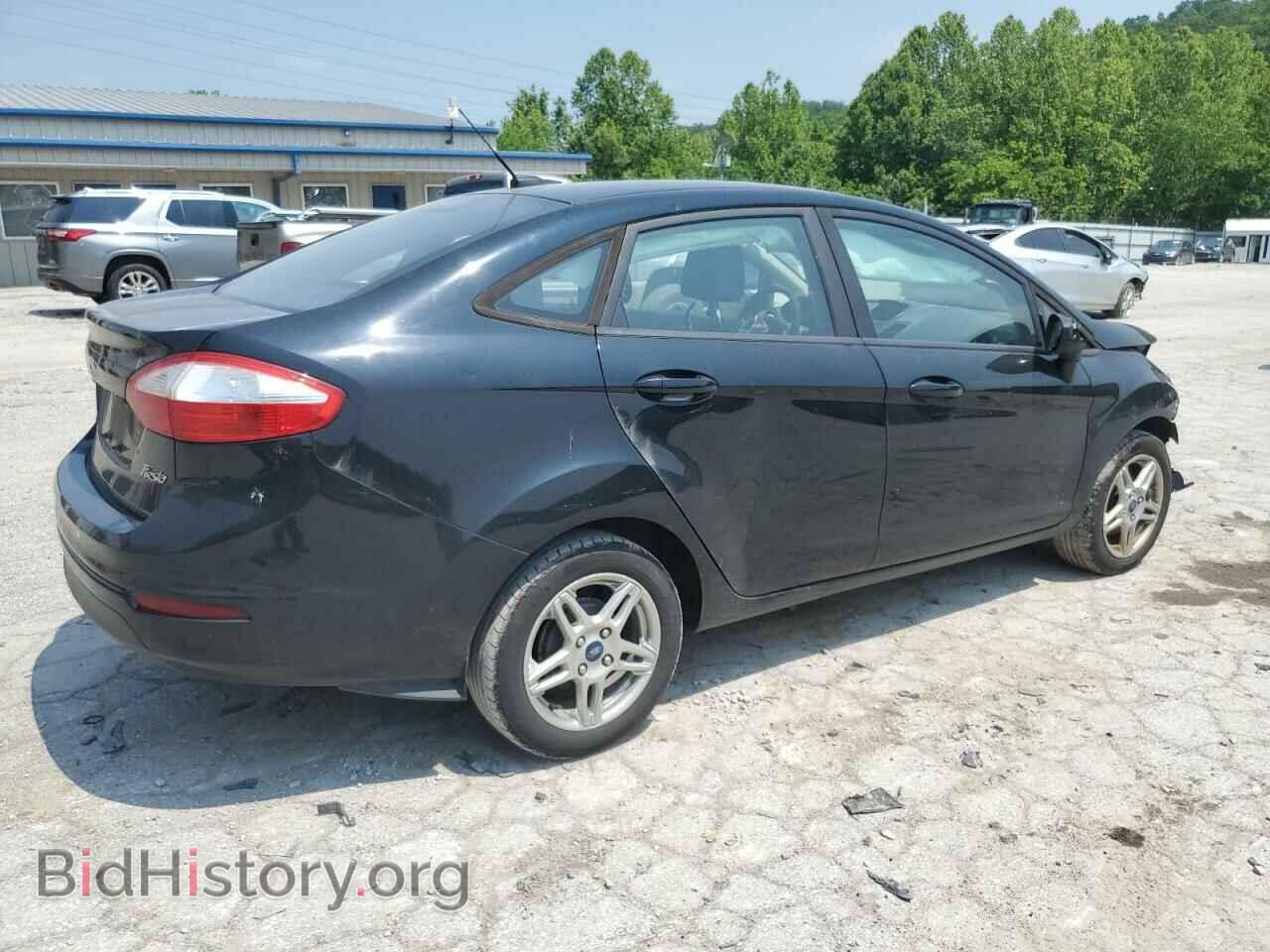 2018 FORD FIESTA - VIN: 3FADP4BJ4JM145699 - Фото 3