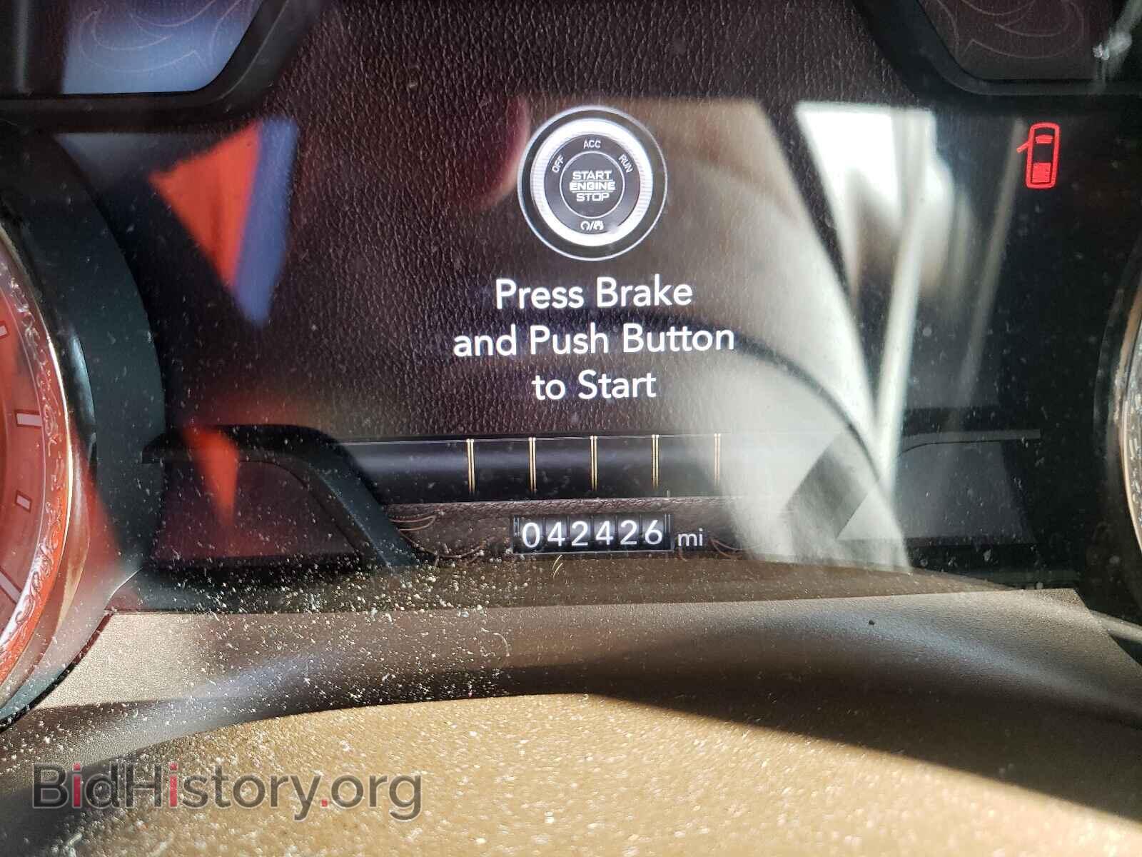 2019 RAM 1500 - VIN: 1C6SRFKT9KN693821 - Фото 8