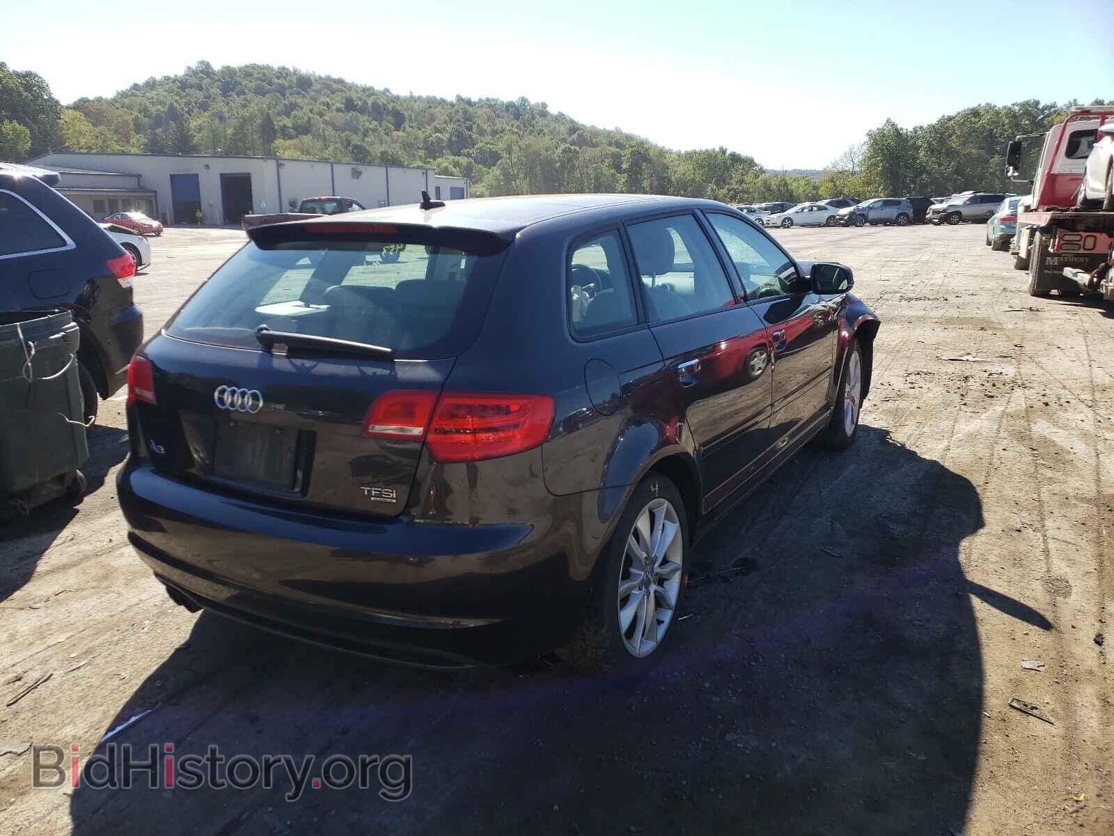 2011 AUDI A3 - VIN: WAUDFAFM6BA010929 - Photo 4