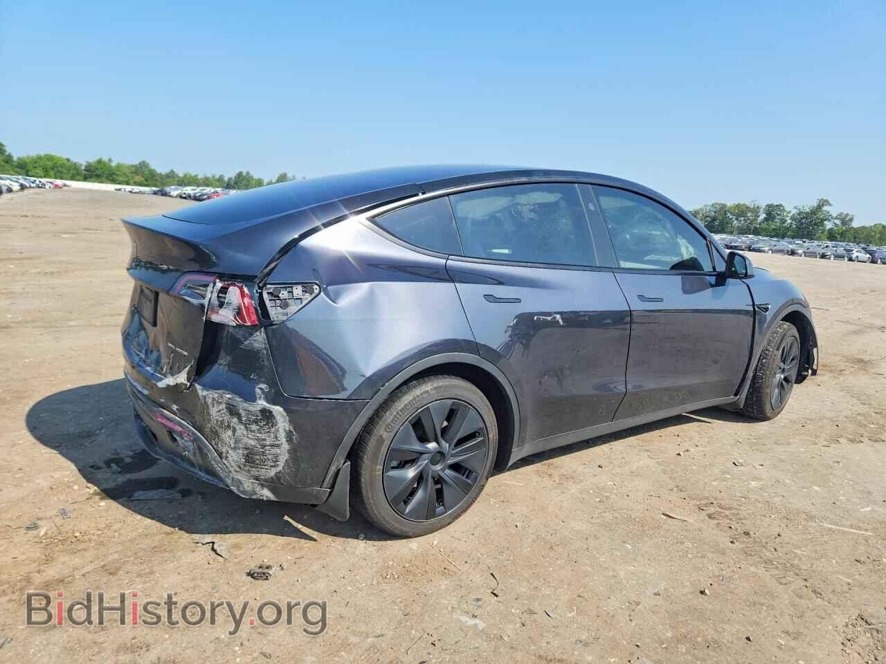 2025 TESLA MODEL Y - VIN: 7SAYGAEE3SF232303 - Photo 3