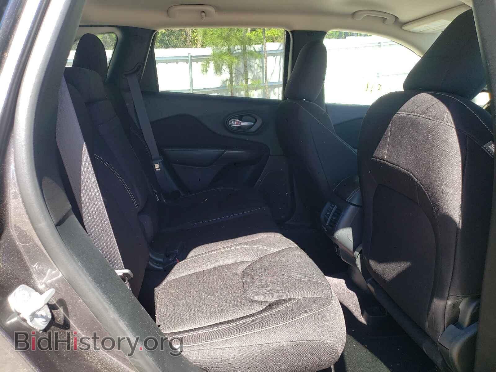 2016 JEEP CHEROKEE - VIN: 1C4PJLCB5GW347227 - Фото 6