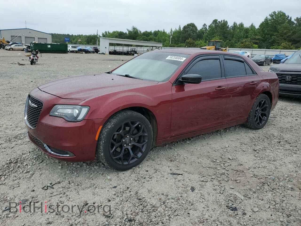 Фотография 2C3CCAAG1KH648357 - CHRYSLER 300 2019