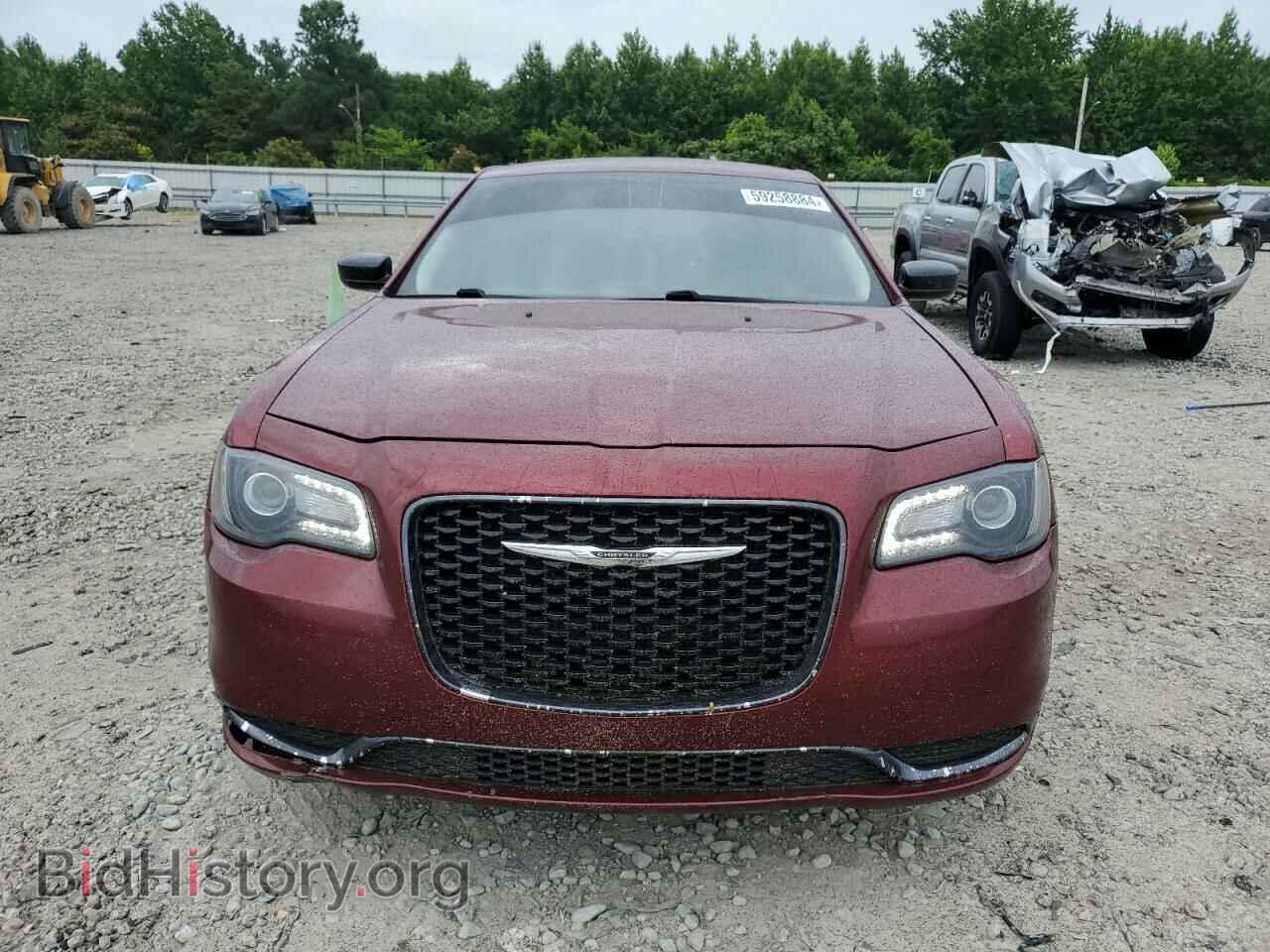 2019 CHRYSLER 300 - VIN: 2C3CCAAG1KH648357 - Фото 5