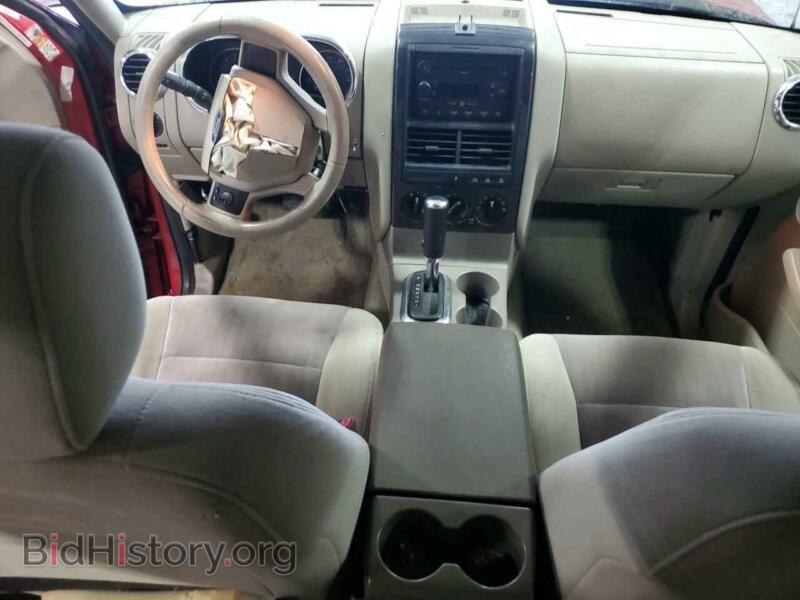 2007 Ford EXPLORER (VIN 1FMEU73E87UB10917) — photo 8 of 15