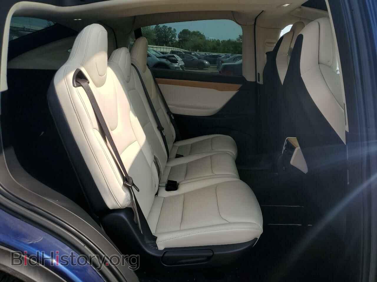 2018 TESLA MODEL X - VIN: 5YJXCDE2XJF102402 - Photo 11