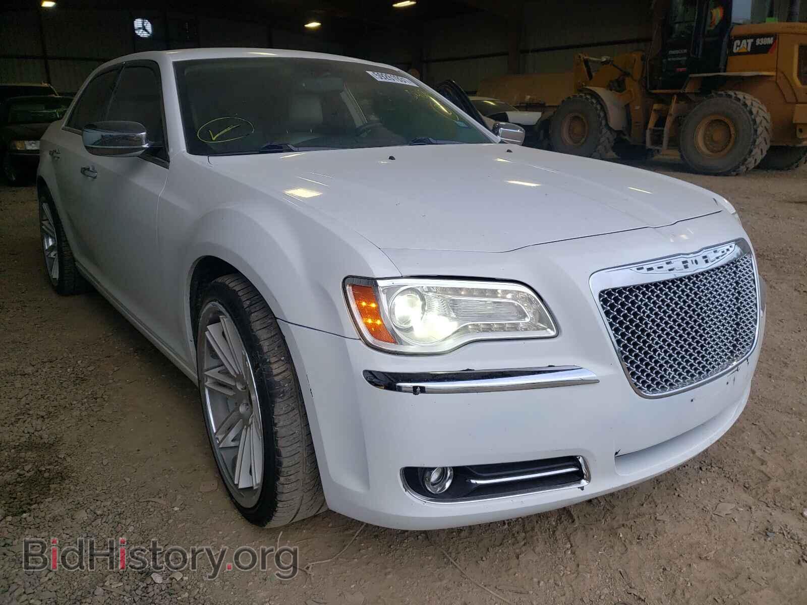 Фотография 2C3CA5CGXBH546405 - CHRYSLER 300 2011