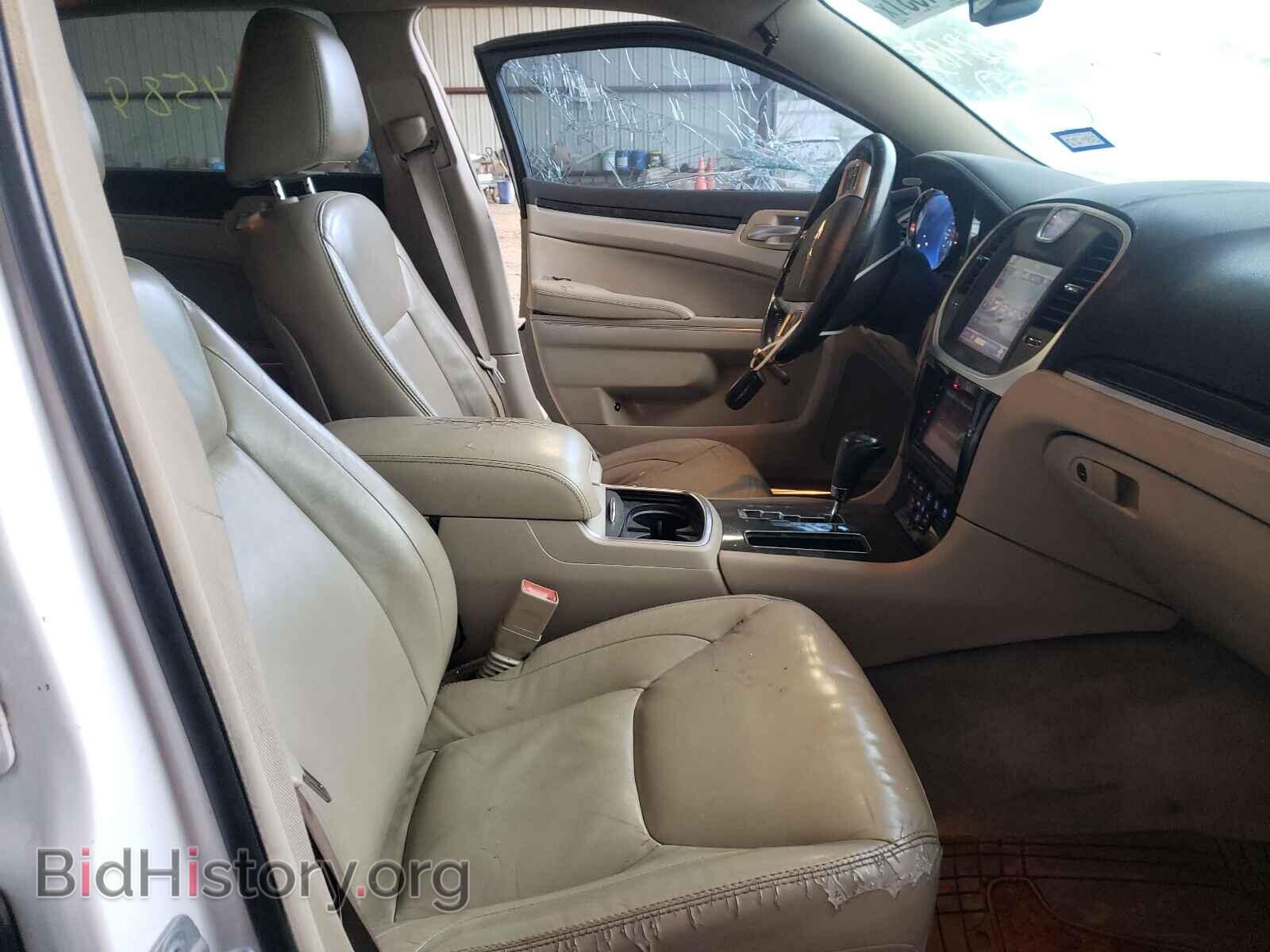 2011 CHRYSLER 300 - VIN: 2C3CA5CGXBH546405 - Фото 5