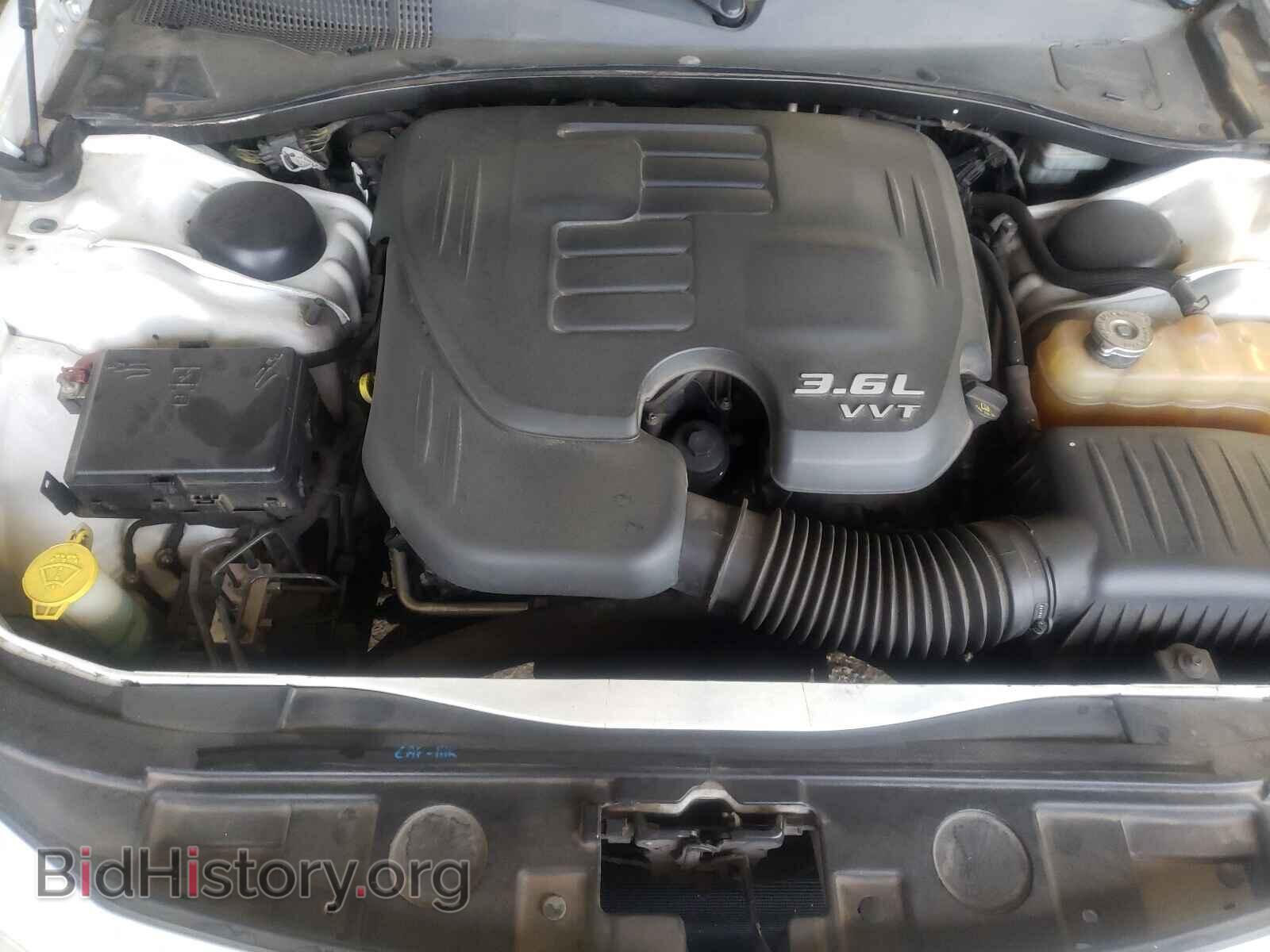 2011 CHRYSLER 300 - VIN: 2C3CA5CGXBH546405 - Фото 7