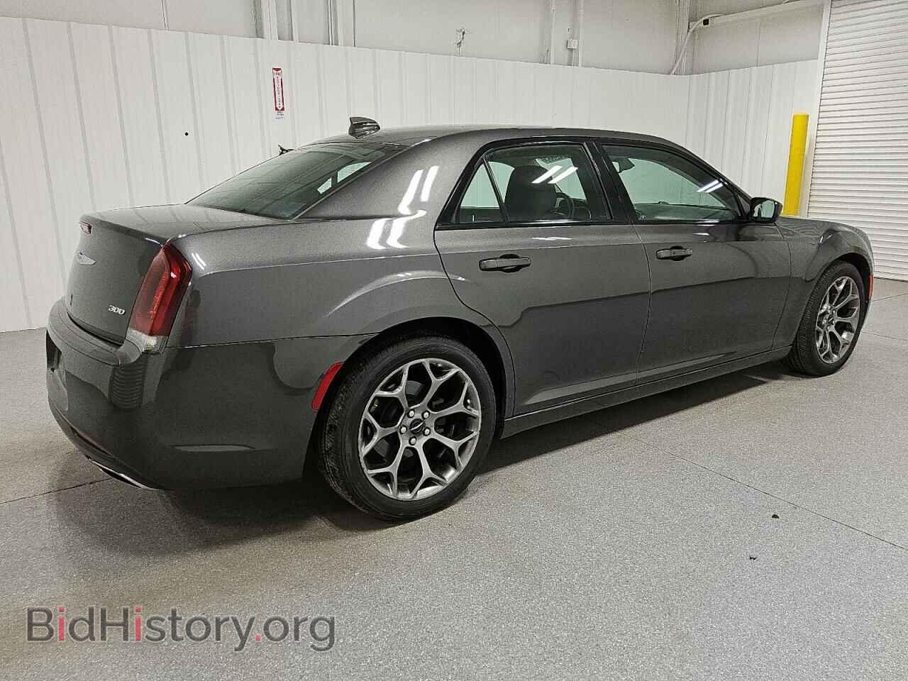 2018 CHRYSLER 300 - VIN: 2C3CCAAG4JH293974 - Фото 3