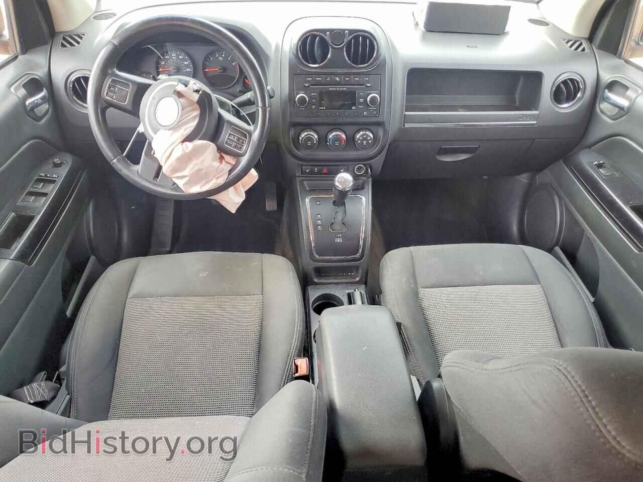 2013 JEEP COMPASS - VIN: 1C4NJDEB1DD261480 - Photo 8