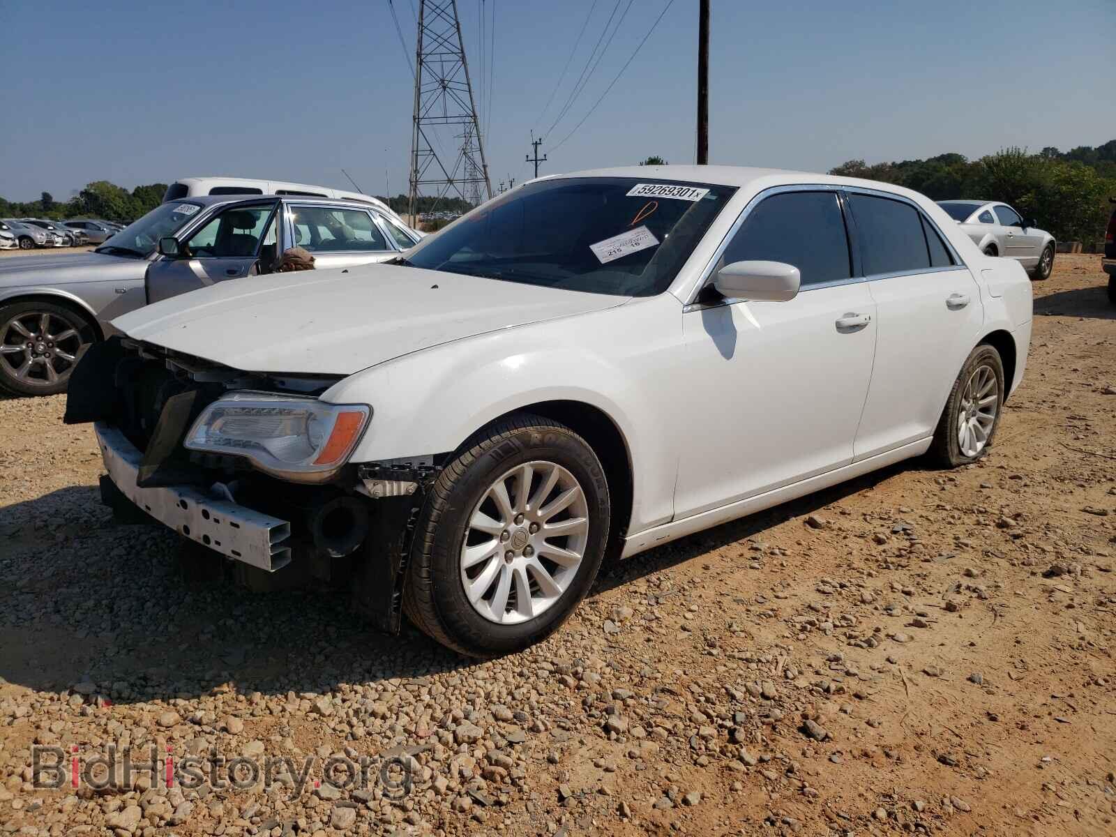 2011 CHRYSLER 300 - VIN: 2C3CA4CG9BH500509 - Фото 2