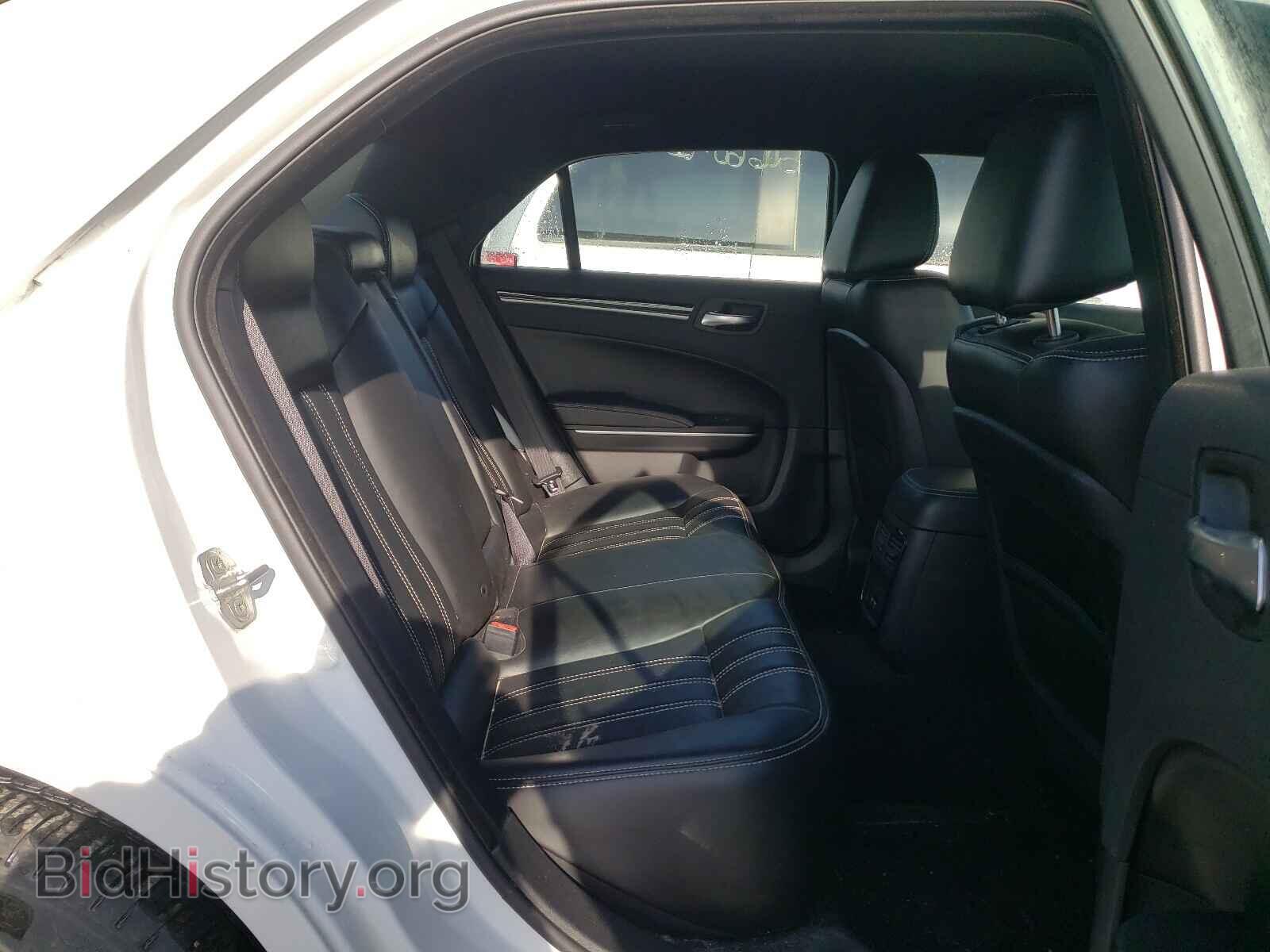 2019 CHRYSLER 300 - VIN: 2C3CCAGG3KH635231 - Photo 6