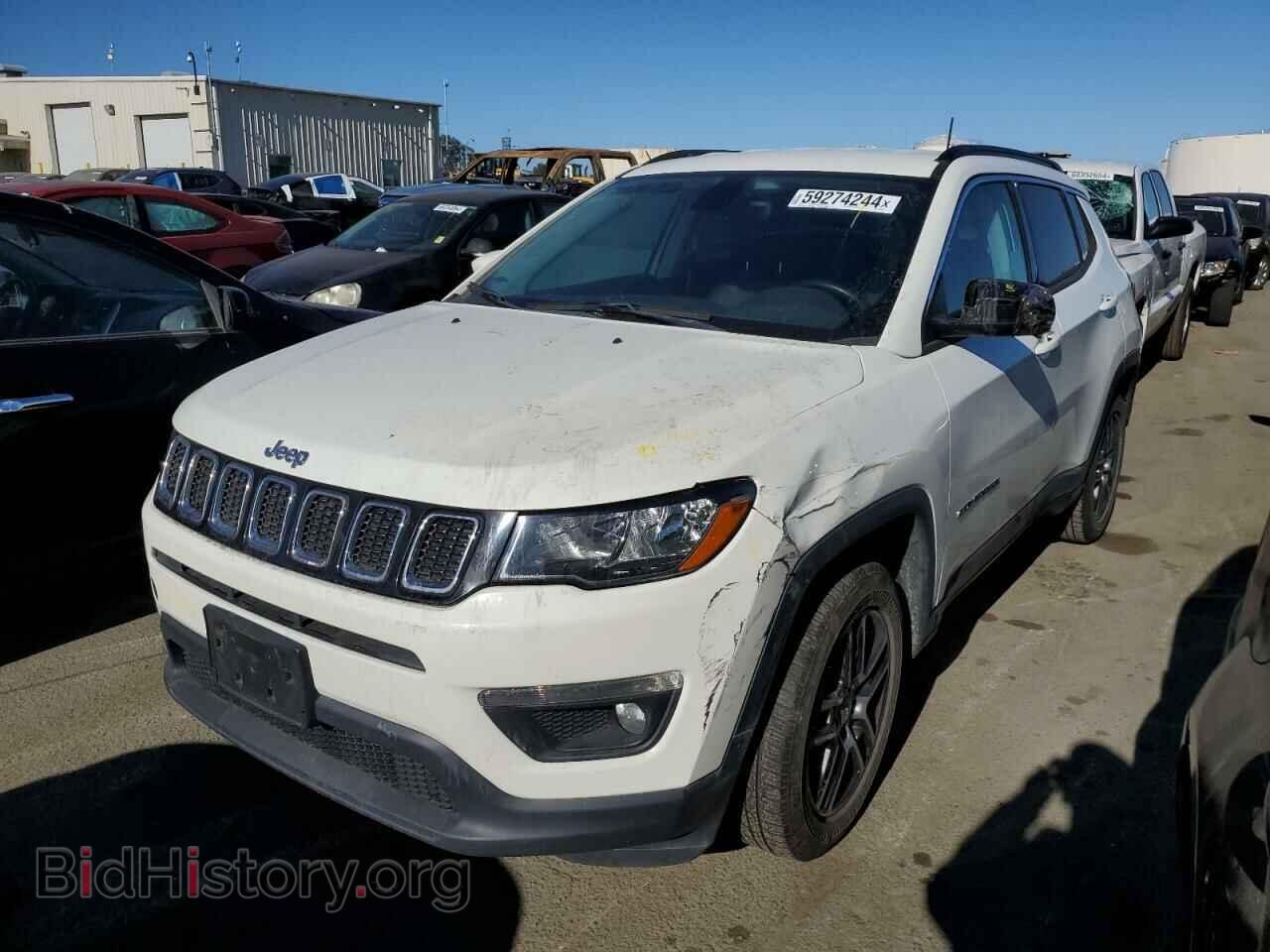 Фотография 3C4NJCBB0JT425452 - JEEP COMPASS 2018