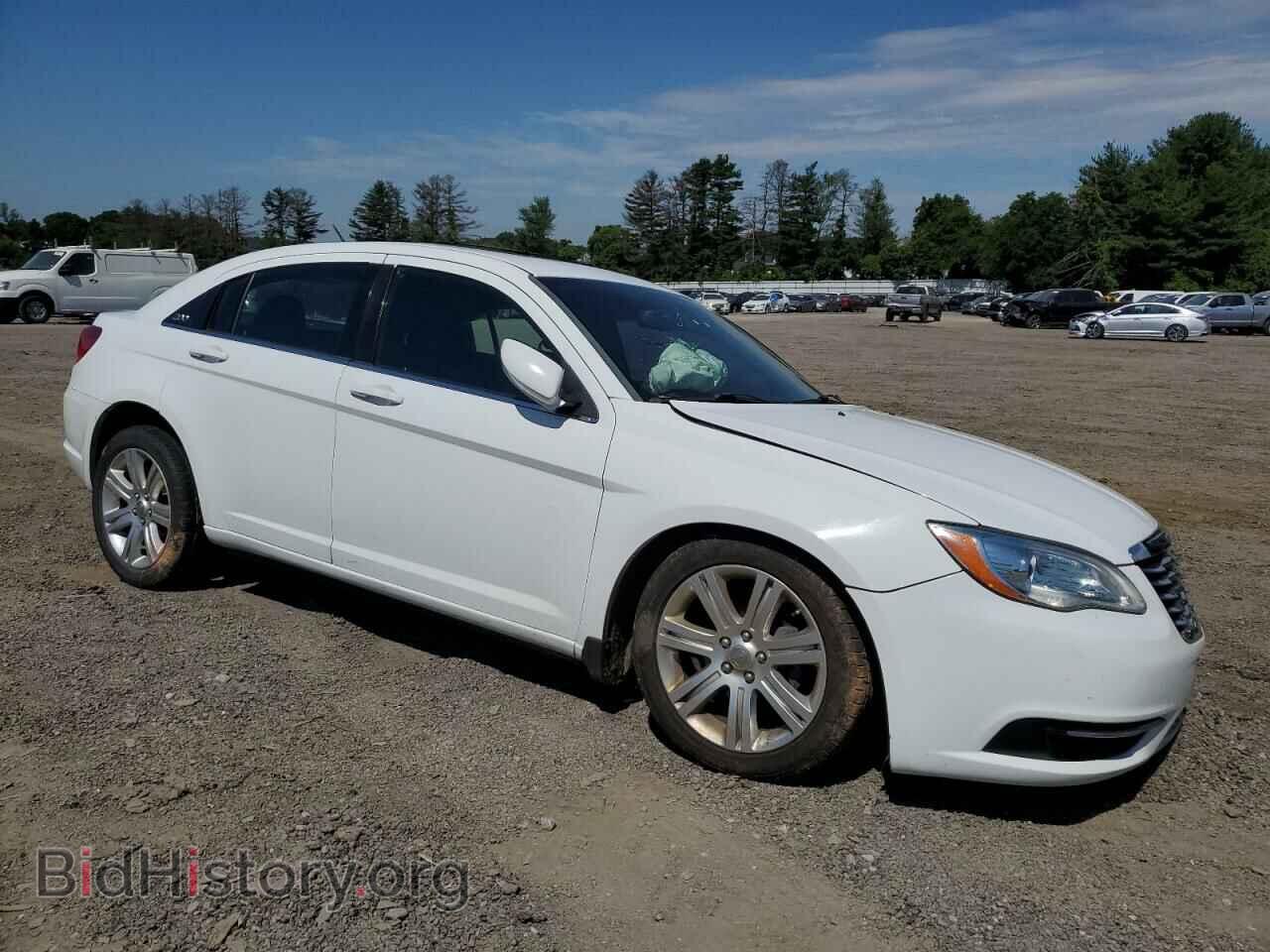 2013 CHRYSLER 200 - VIN: 1C3CCBBB8DN545794 - Photo 4