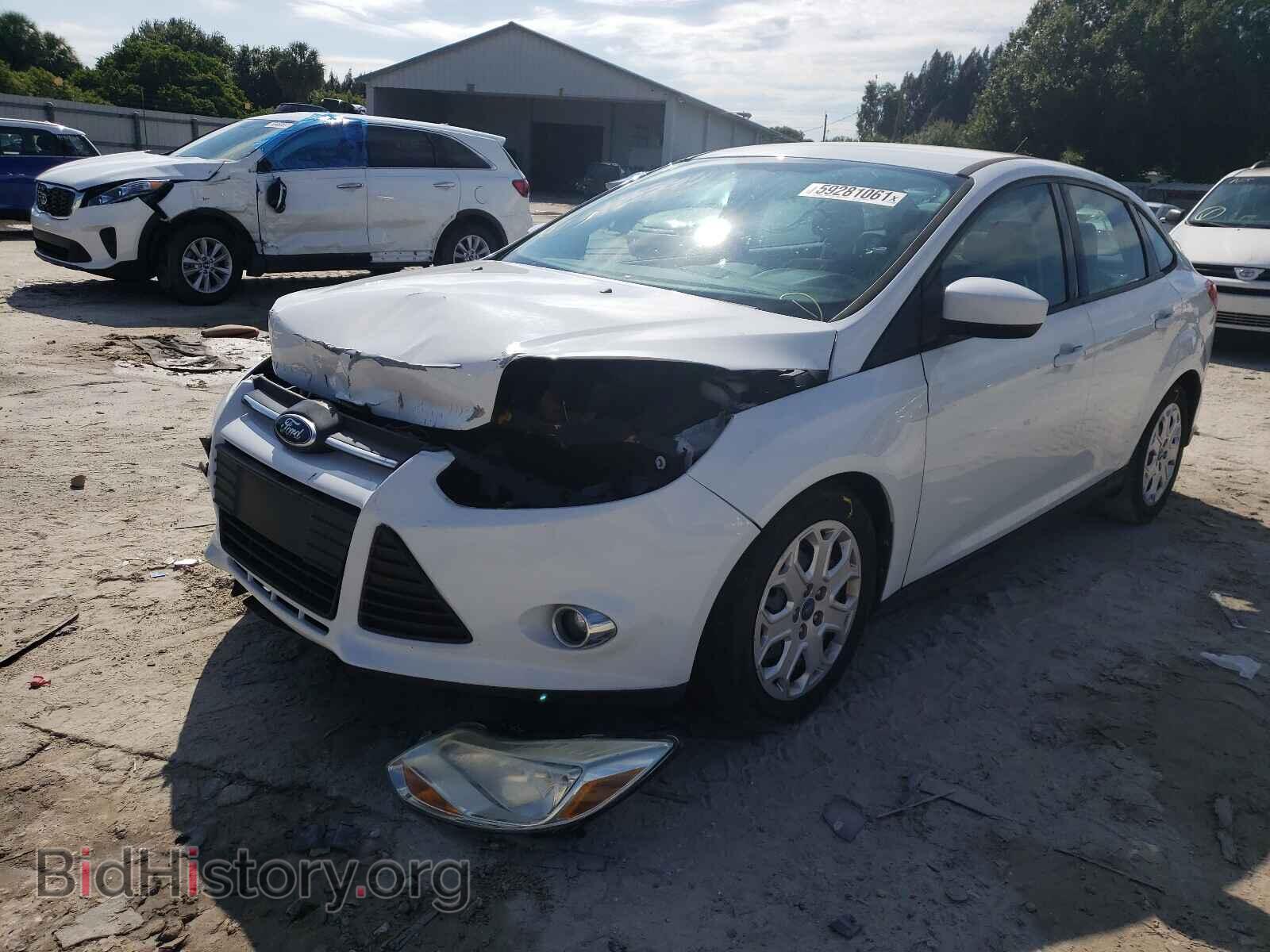 2012 FORD FOCUS - VIN: 1FAHP3F23CL106492 - Фото 2