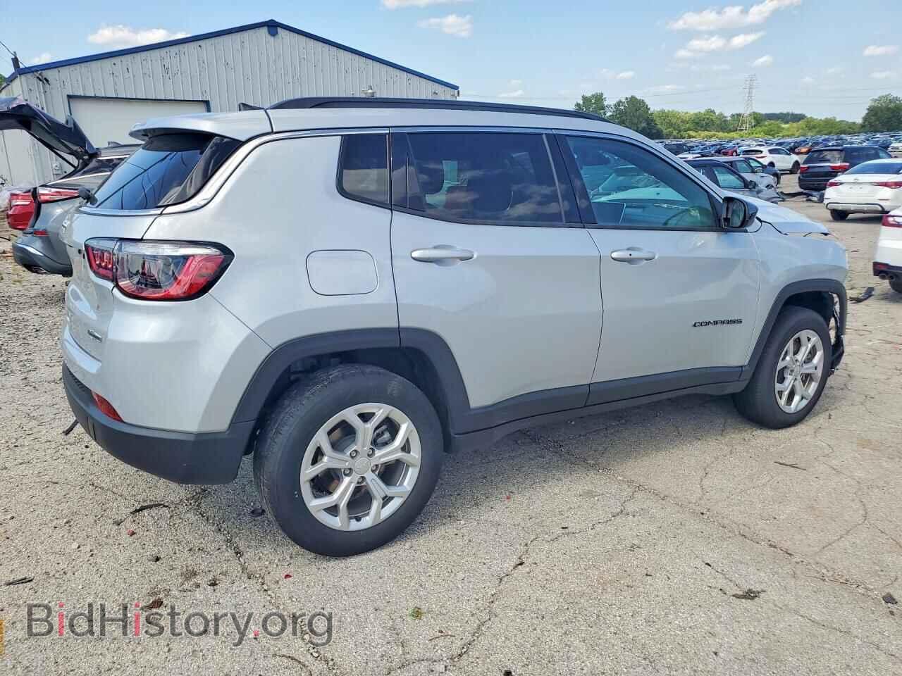 2024 JEEP COMPASS - VIN: 3C4NJDBN4RT106972 - Фото 3