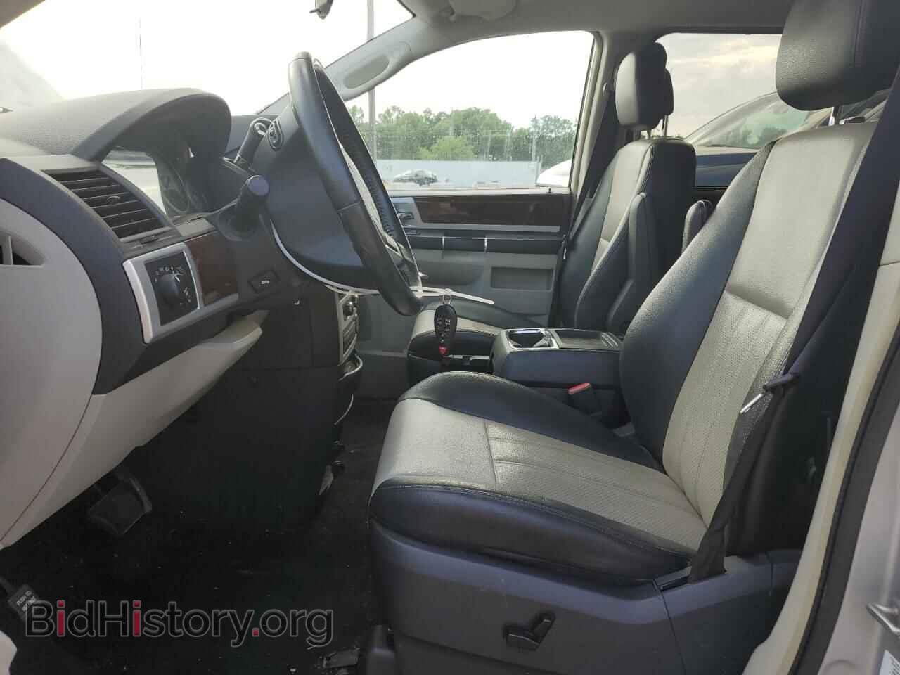 2010 CHRYSLER MINIVAN - VIN: 2A4RR8DX9AR334256 - Фото 7