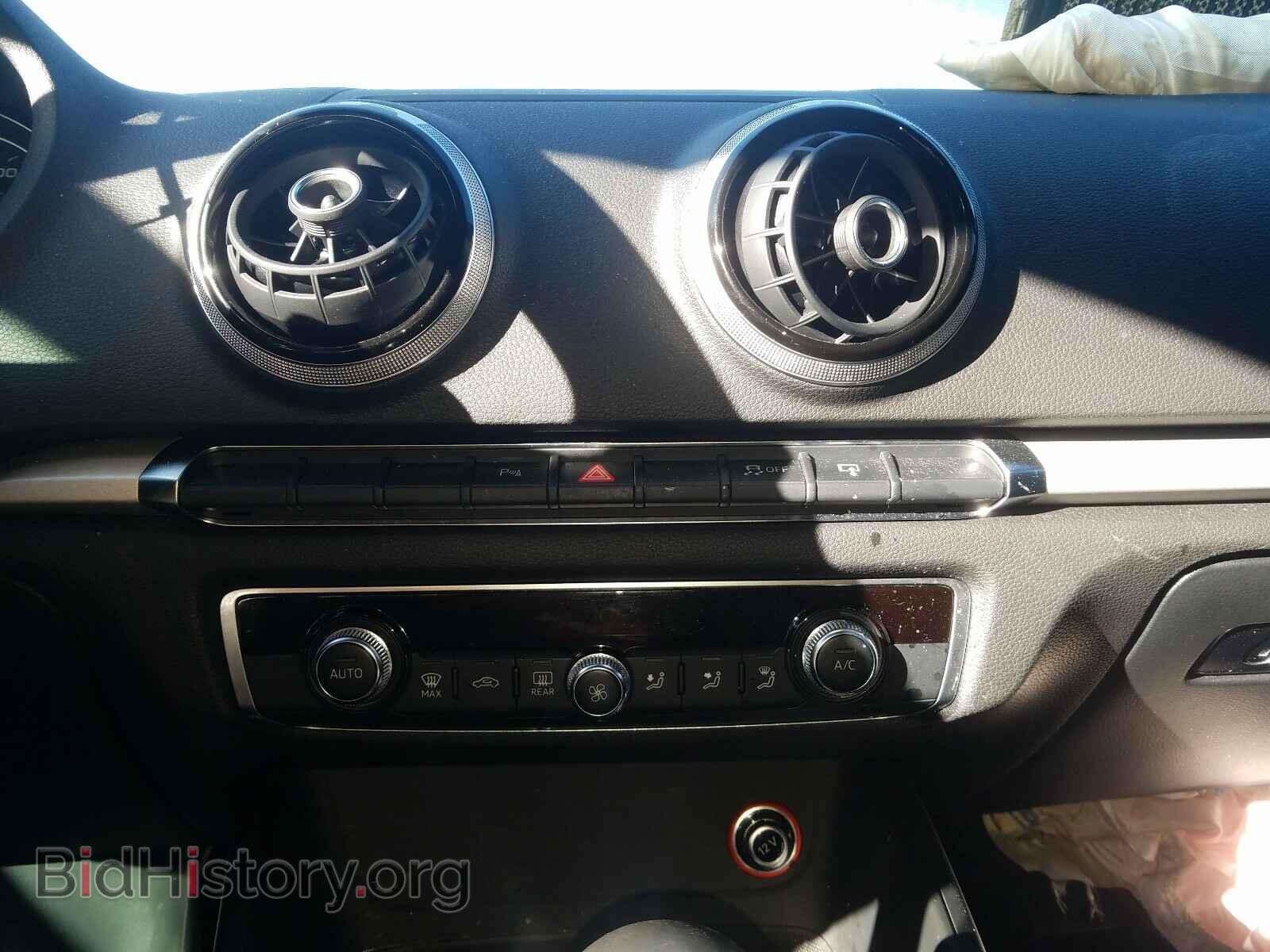 2016 AUDI A3 - VIN: WAUA7GFF6G1065361 - Фото 9