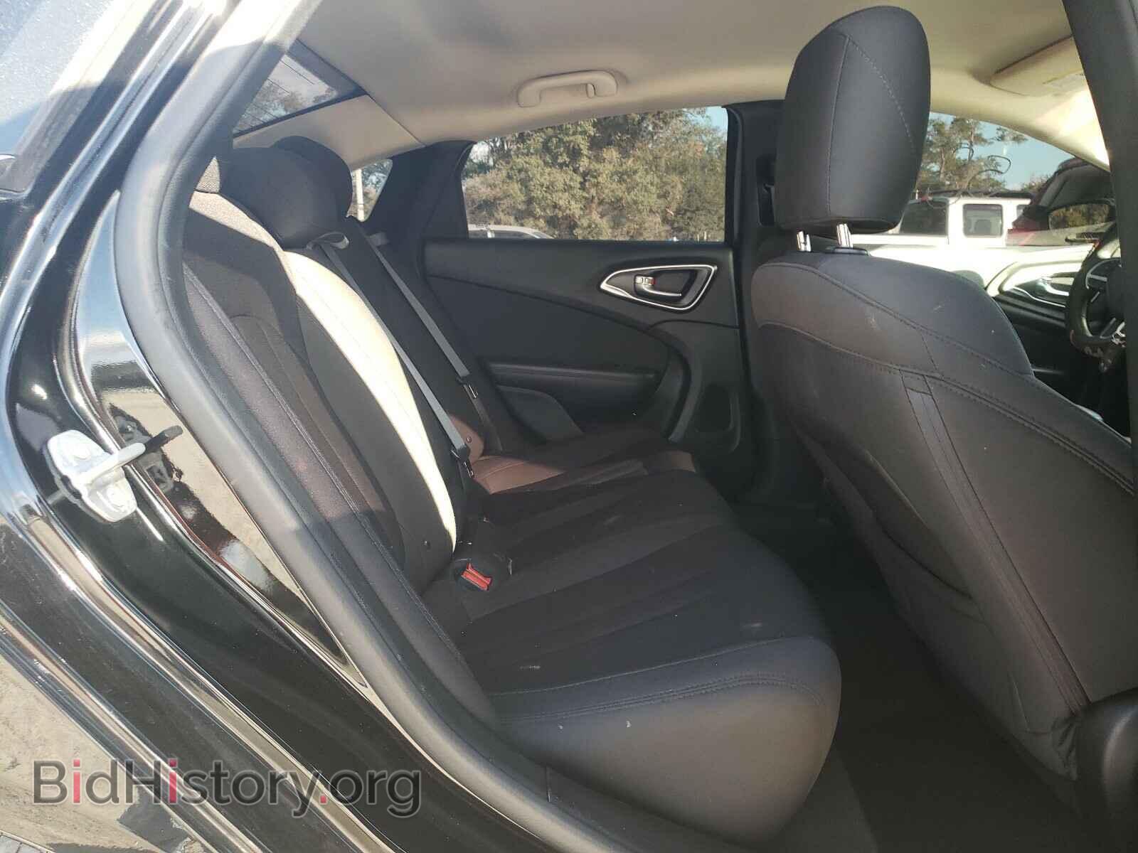 2016 CHRYSLER 200 - VIN: 1C3CCCAB8GN172848 - Photo 6