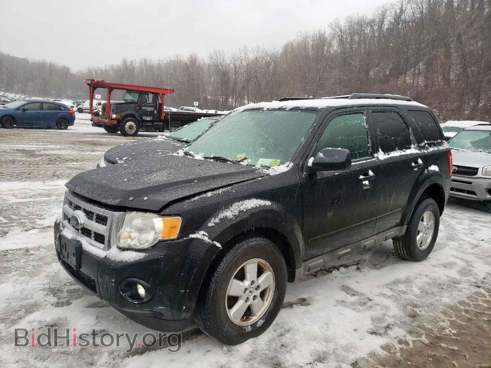 2009 FORD ESCAPE - VIN: 1FMCU93759KA30218 - Фото 2