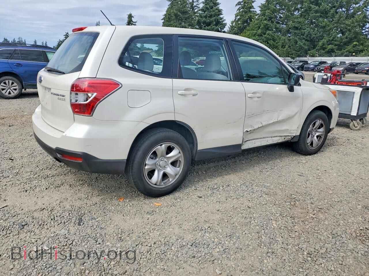 2014 SUBARU FORESTER - VIN: JF2SJAAC2EH438128 - Фото 3