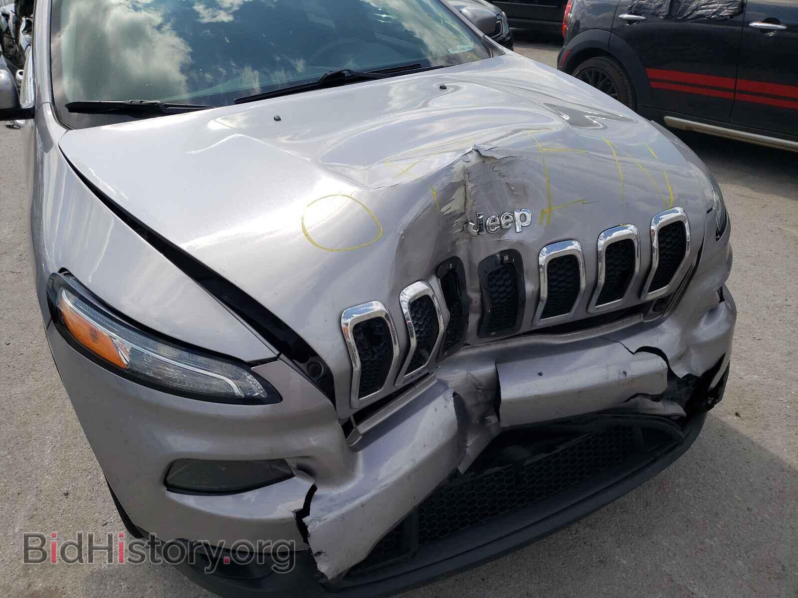 2018 JEEP CHEROKEE - VIN: 1C4PJLCB0JD615703 - Фото 9