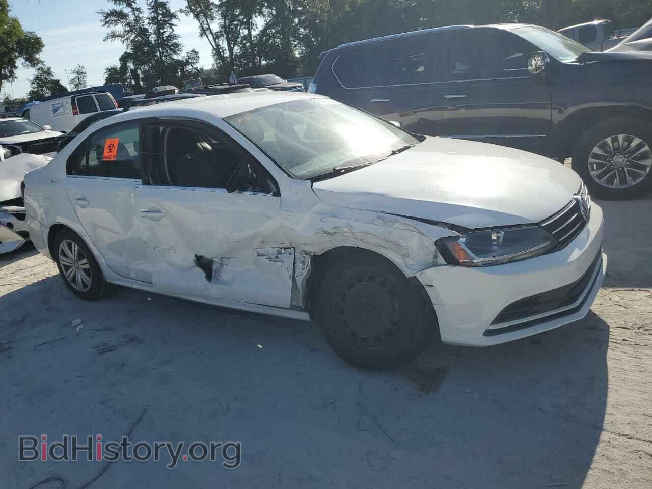 2017 VOLKSWAGEN JETTA - VIN: 3VW2B7AJ1HM345031 - Фото 4
