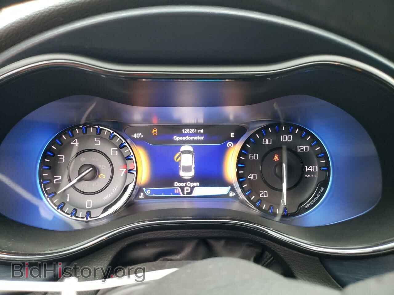 2015 CHRYSLER 200 - VIN: 1C3CCCDG1FN674106 - Фото 9