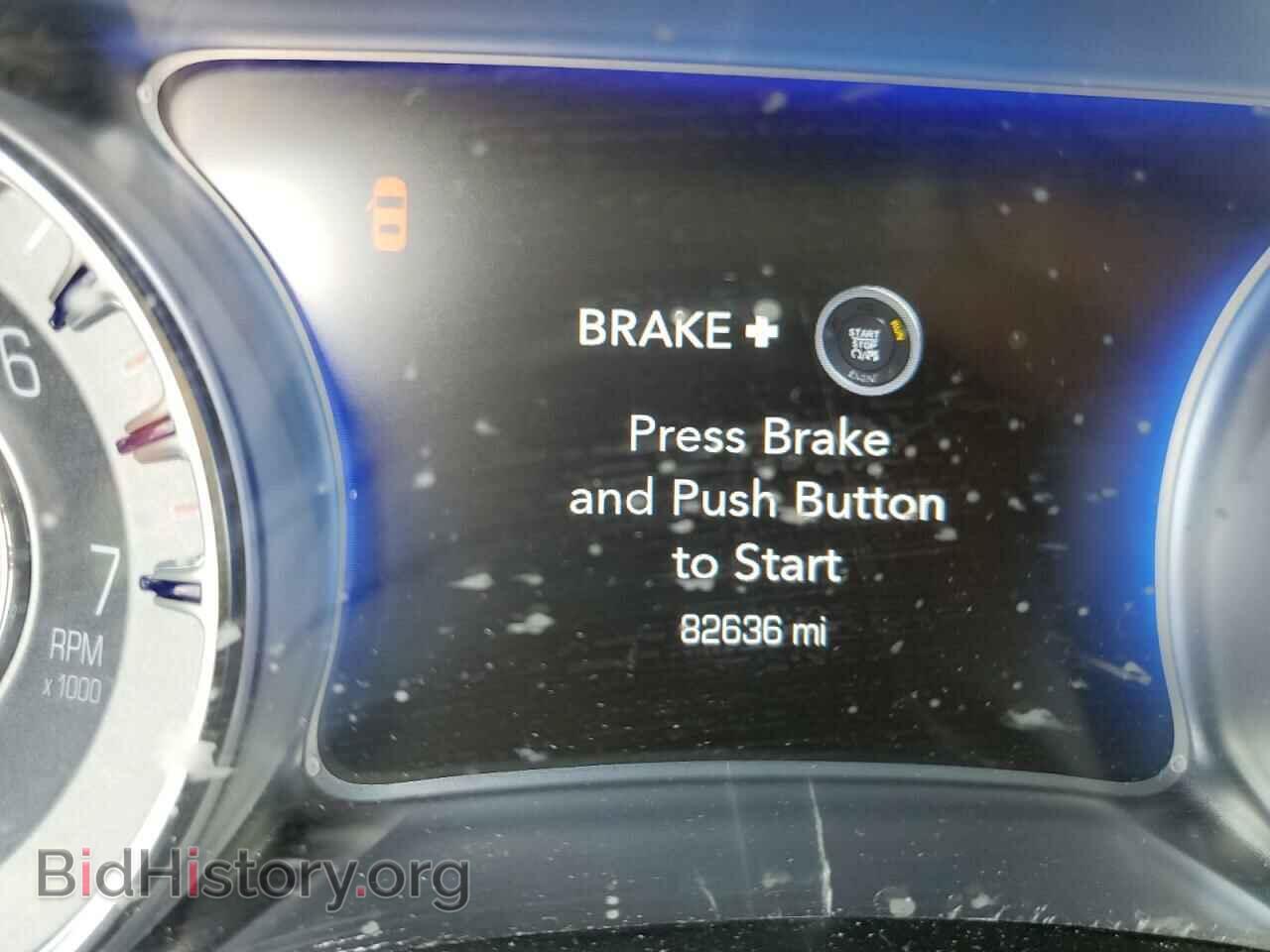 2016 CHRYSLER 300 - VIN: 2C3CCAAG1GH175437 - Фото 8