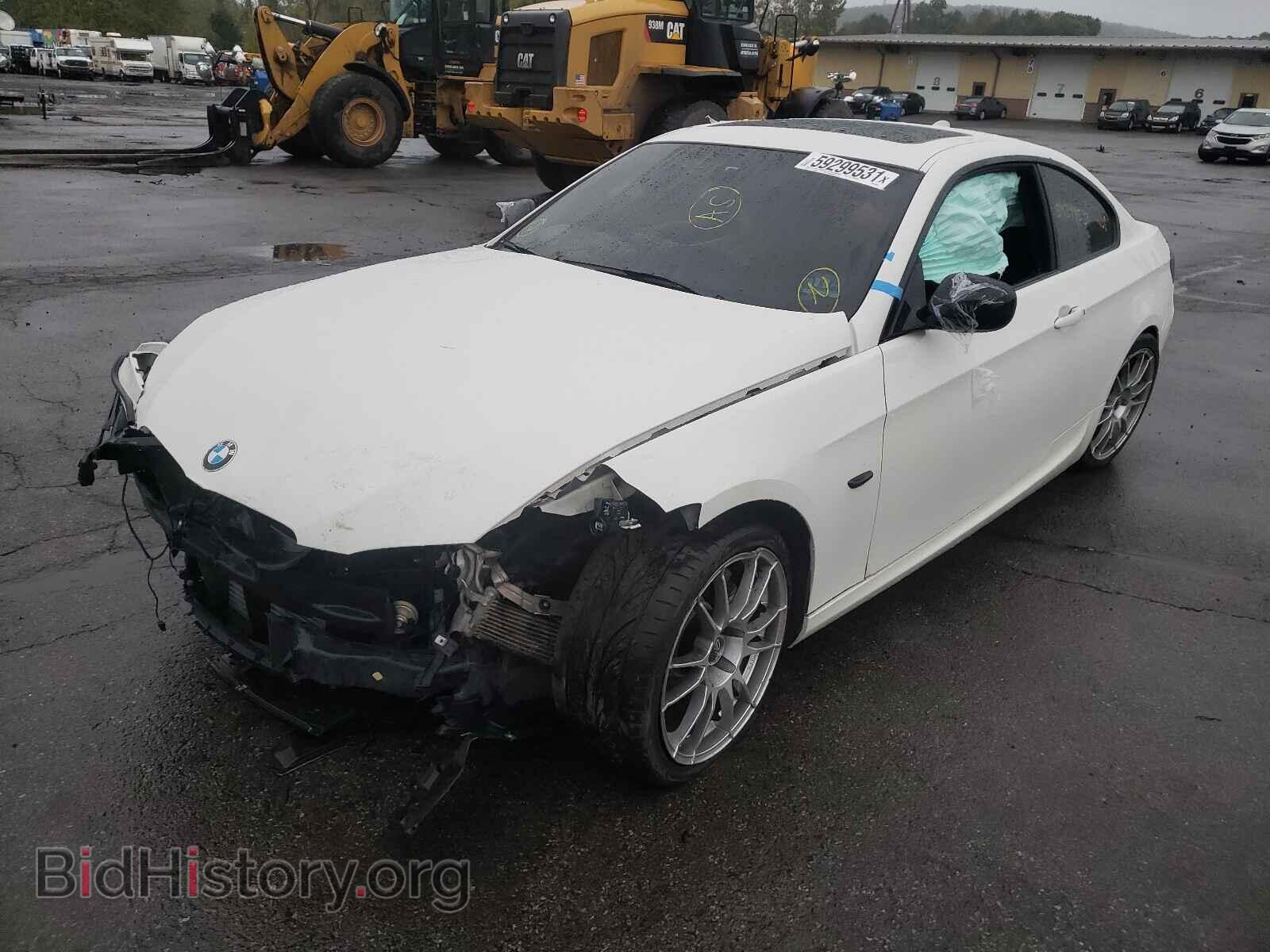 2012 BMW 3 SERIES - VIN: WBAKG1C5XCE839949 - Фото 2