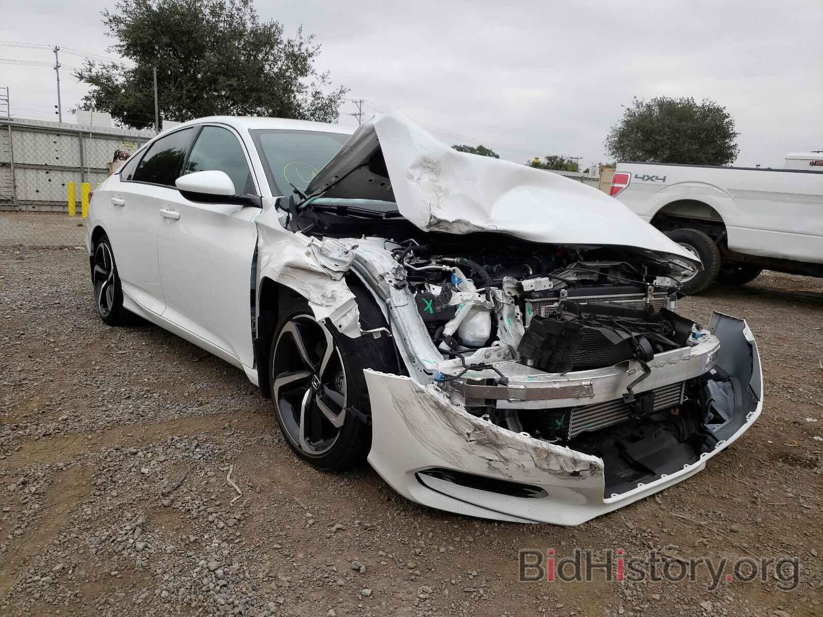 Photo 1HGCV1F32KA005687 - HONDA ACCORD 2019