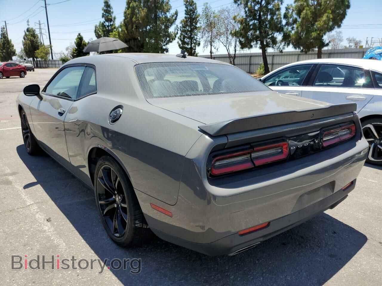 2018 DODGE CHALLENGER - VIN: 2C3CDZAG0JH218992 - Photo 2