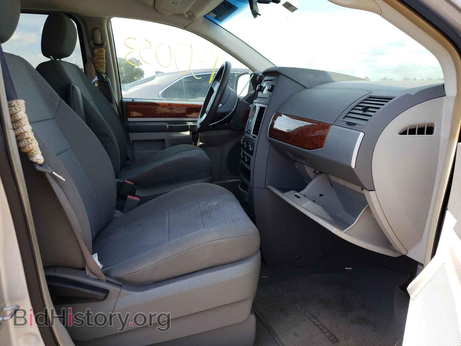 2009 CHRYSLER MINIVAN - VIN: 2A8HR54129R624970 - Фото 5