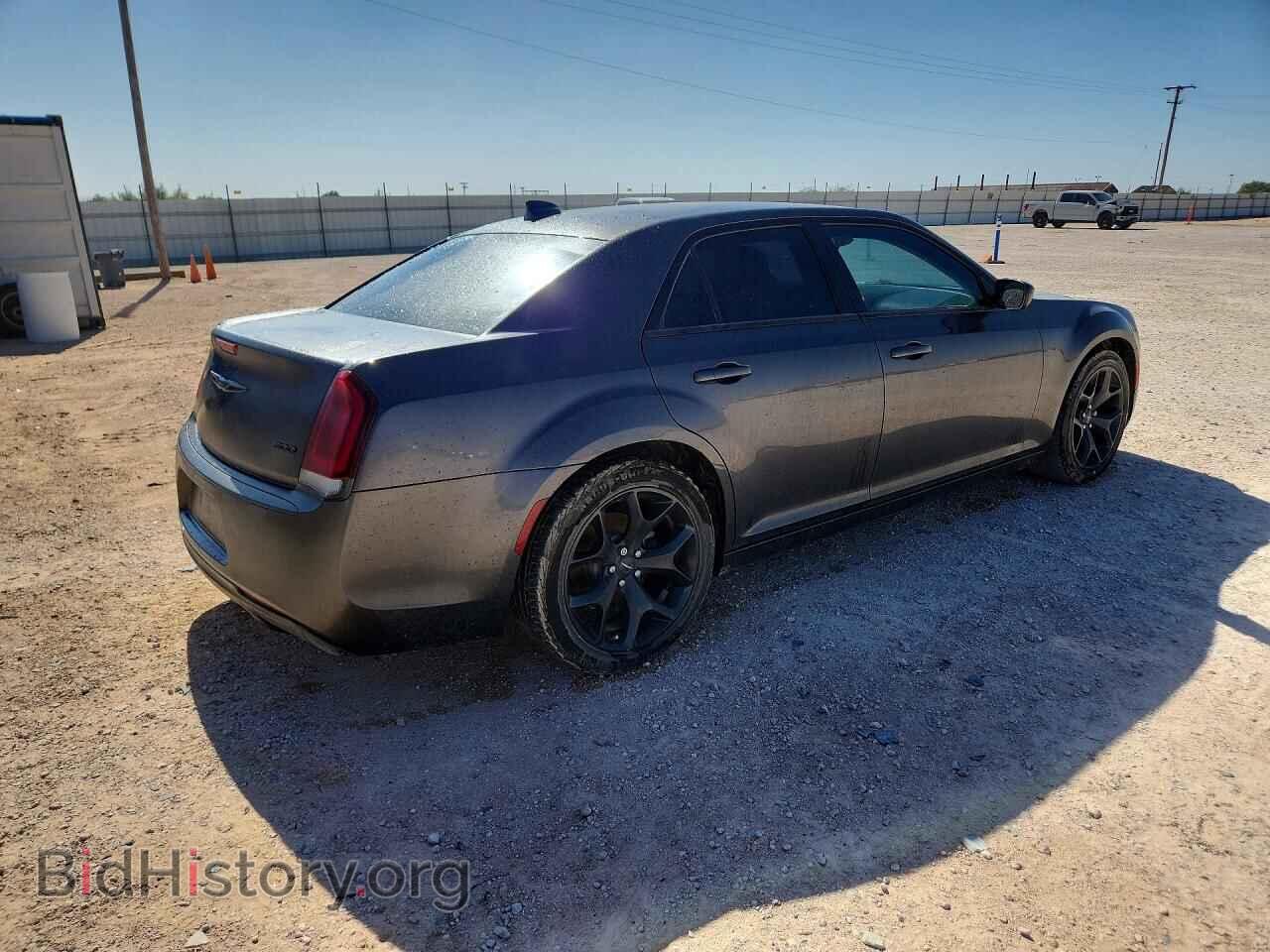 2020 CHRYSLER 300 - VIN: 2C3CCAAG1LH220533 - Фото 3