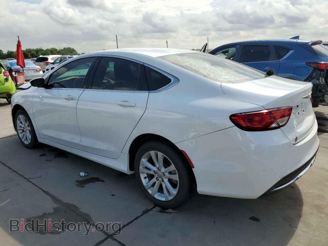 2015 CHRYSLER 200 - VIN: 1C3CCCAB6FN754817 - Фото 2