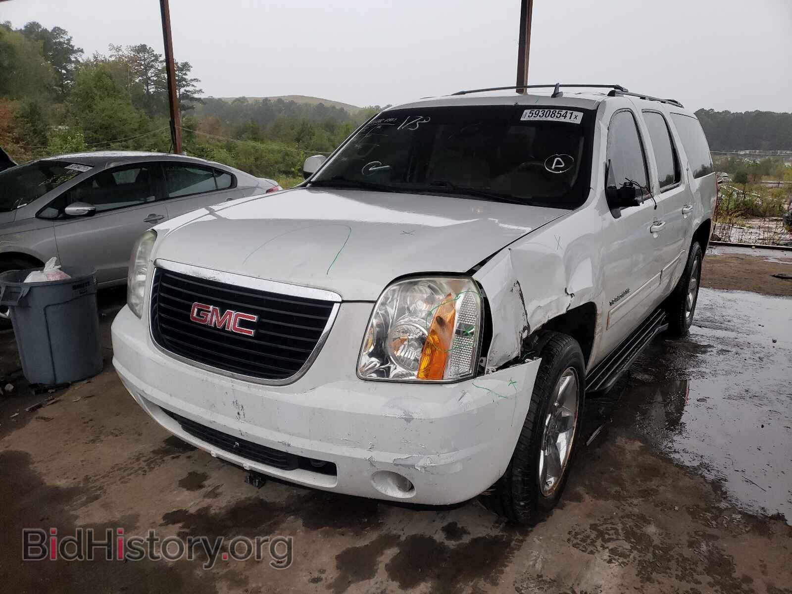 2011 GMC YUKON - VIN: 1GKS2KE39BR401003 - Фото 2