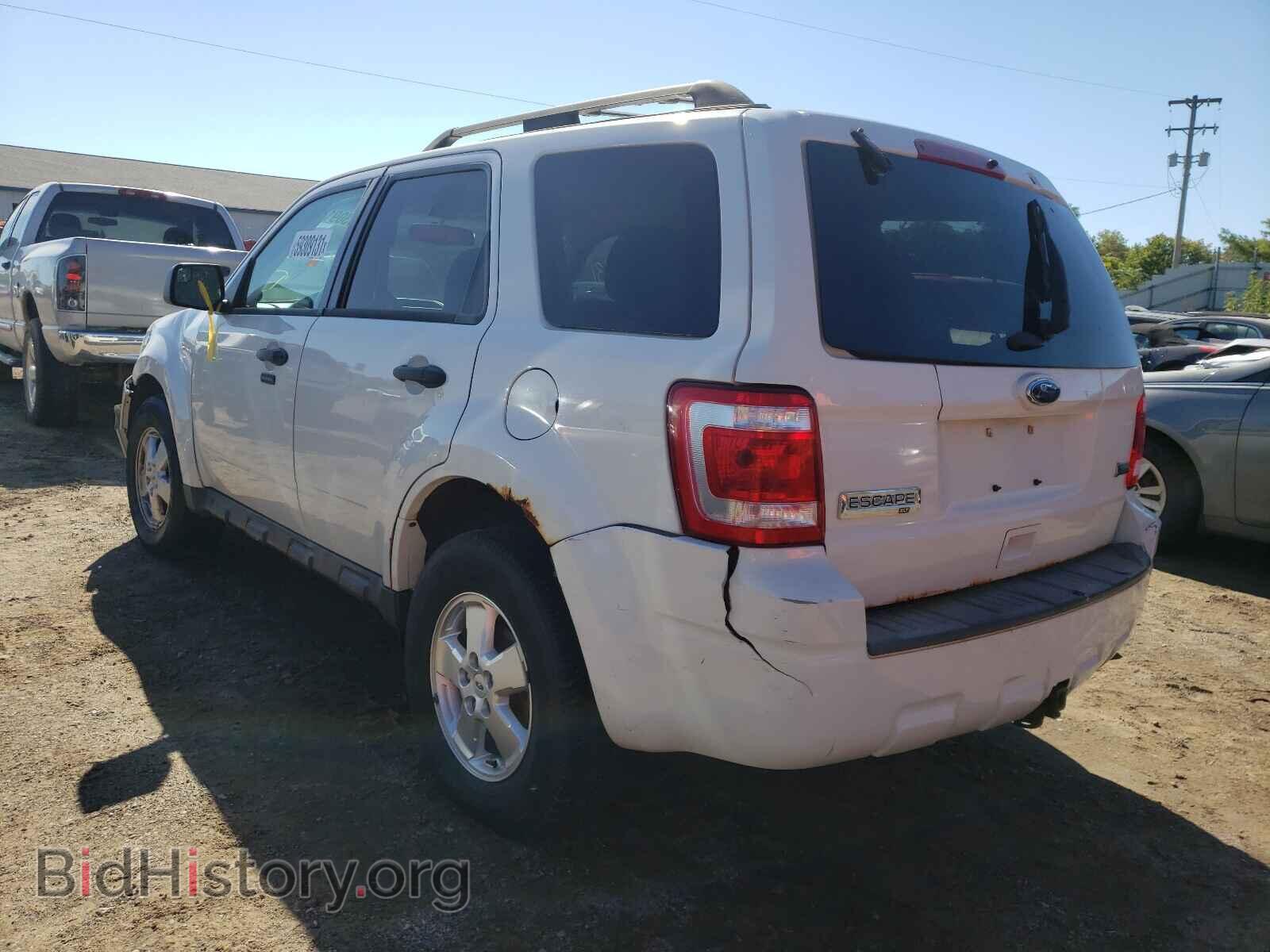 2011 FORD ESCAPE - VIN: 1FMCU9DG7BKC36578 - Фото 3