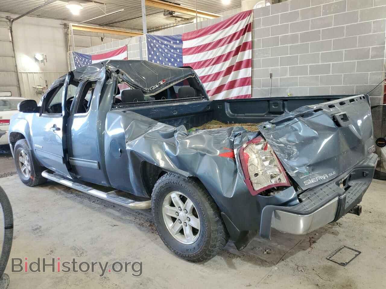 2011 GMC SIERRA - VIN: 1GTR2VE30BZ210436 - Фото 2