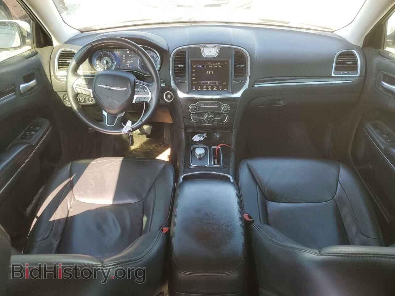 2015 CHRYSLER 300 - VIN: 2C3CCAAG6FH735905 - Фото 8