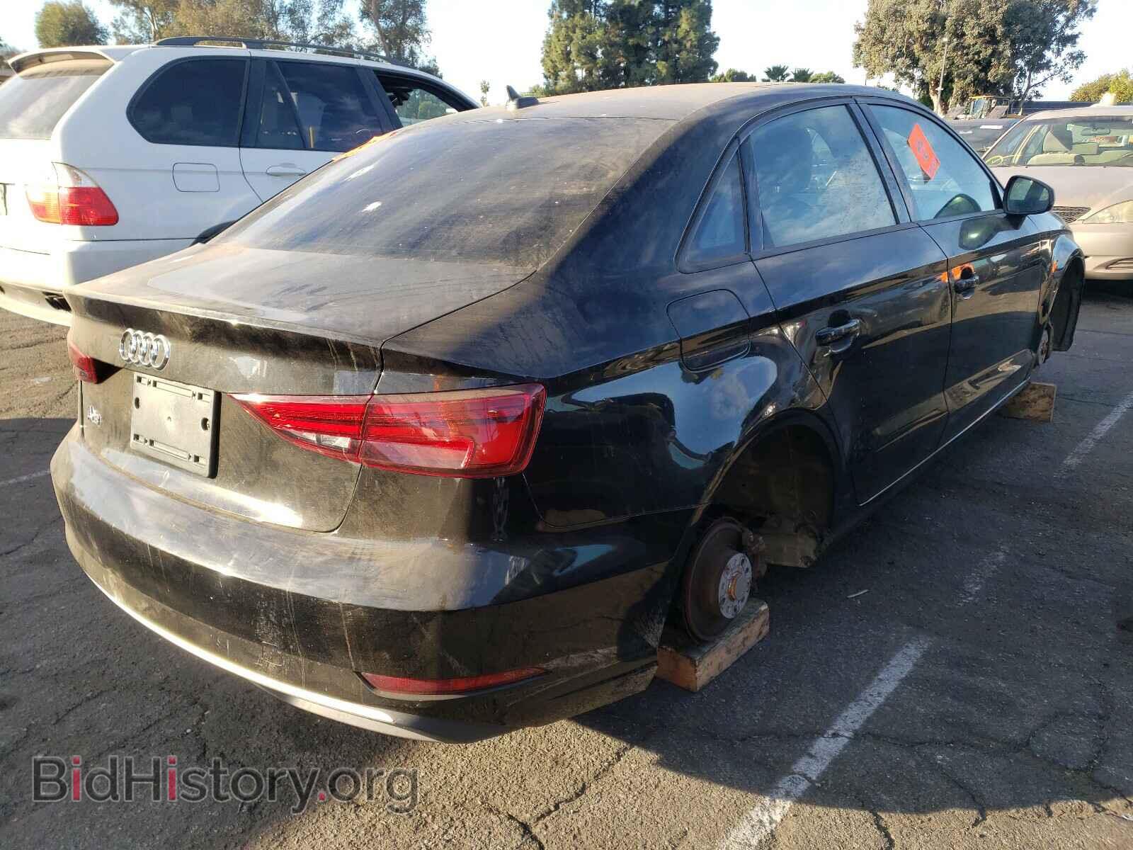 2017 AUDI A3 - VIN: WAUAUGFF2H1038152 - Фото 4