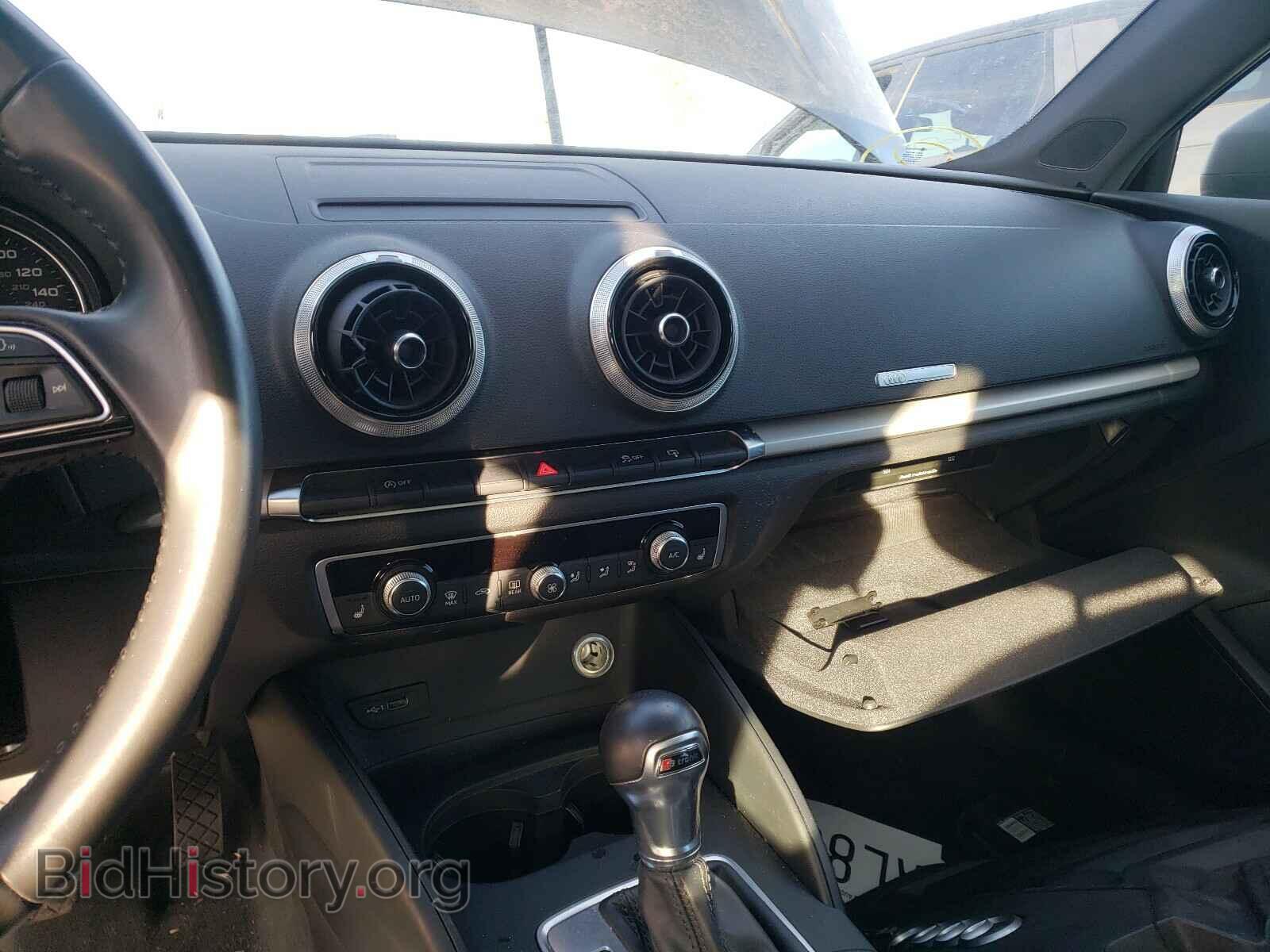 2017 AUDI A3 - VIN: WAUAUGFF2H1038152 - Фото 9