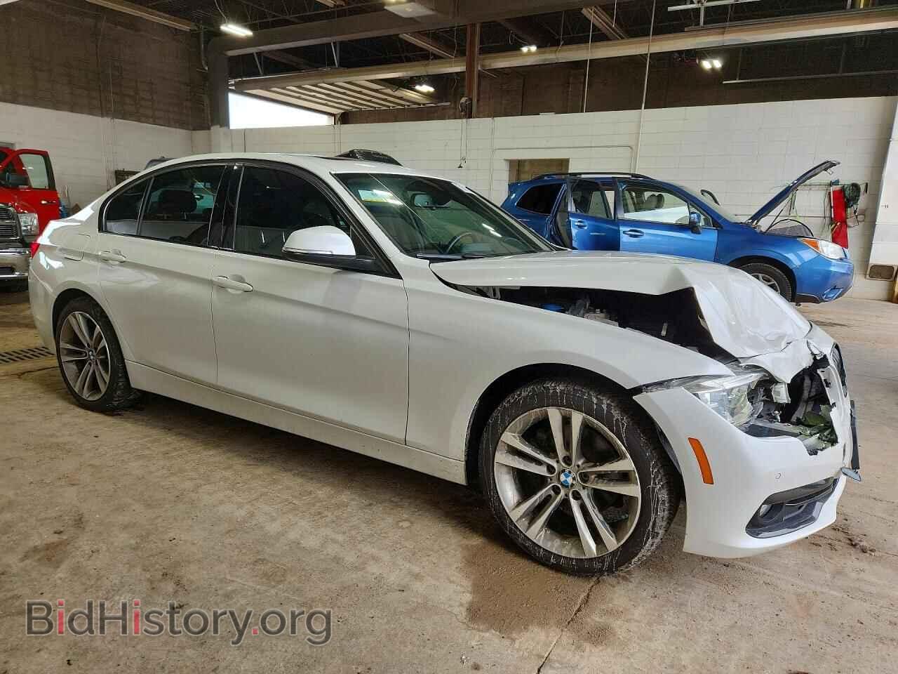 2017 BMW 3 SERIES - VIN: WBA8D9G35HNU62822 - Фото 4