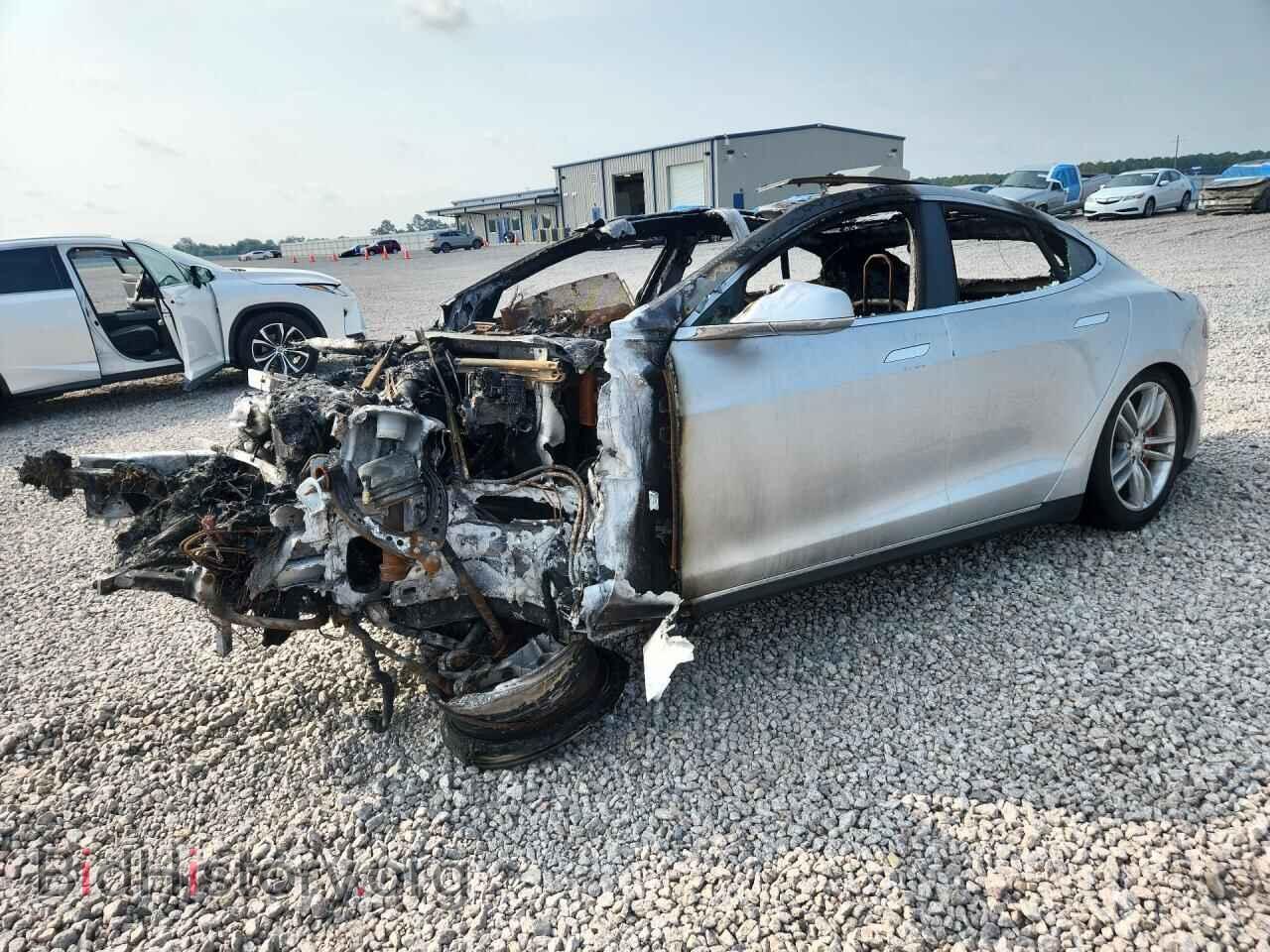 Photo 5YJSA1H43FF091908 - TESLA MODEL S 2015
