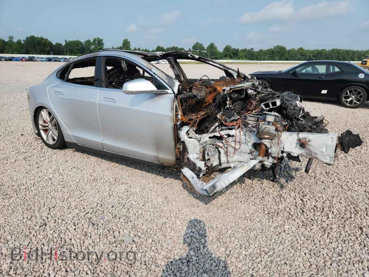 2015 TESLA MODEL S - VIN: 5YJSA1H43FF091908 - Photo 4